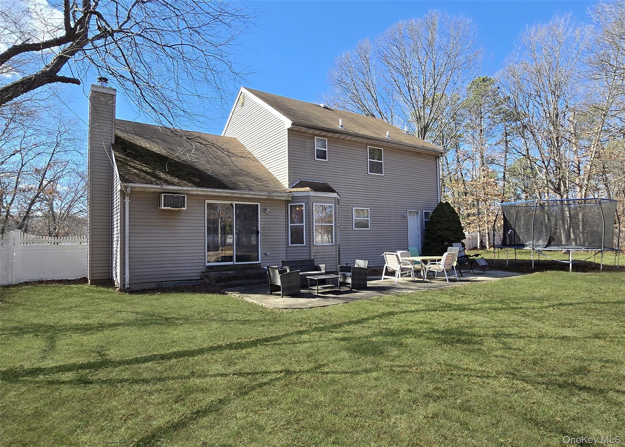 #18 photo, 23 Shamrock Lane, 东长岛 Centereach , NY 11720