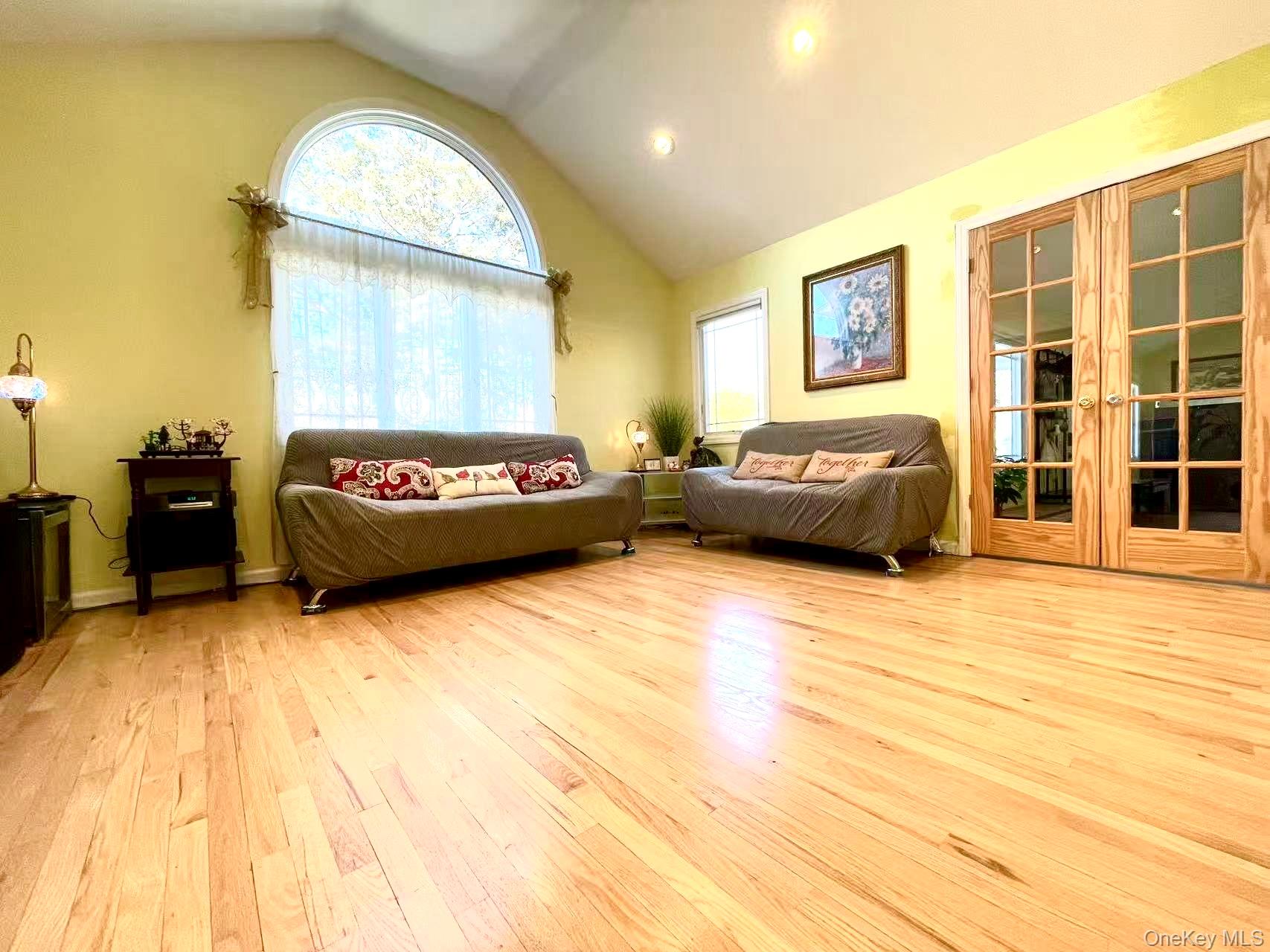 #9 photo, 15 Walters Avenue, 长岛 塞奥瑟 Syosset , NY 11791