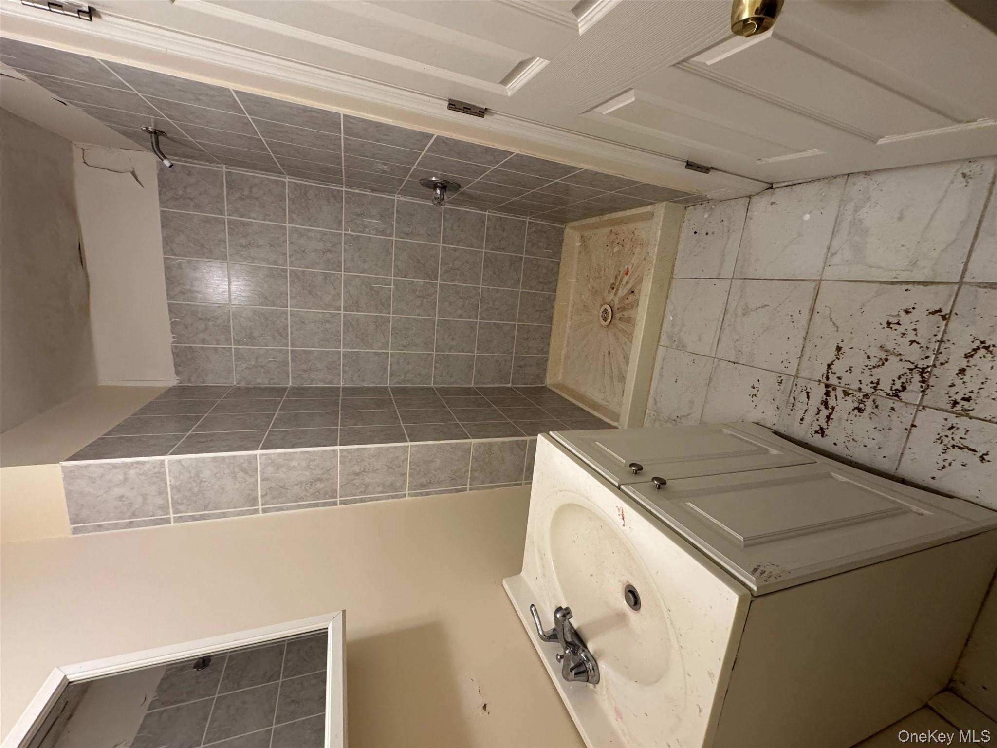 #7 photo, 99-77 163rd Road, Howard Beach , NY 11414