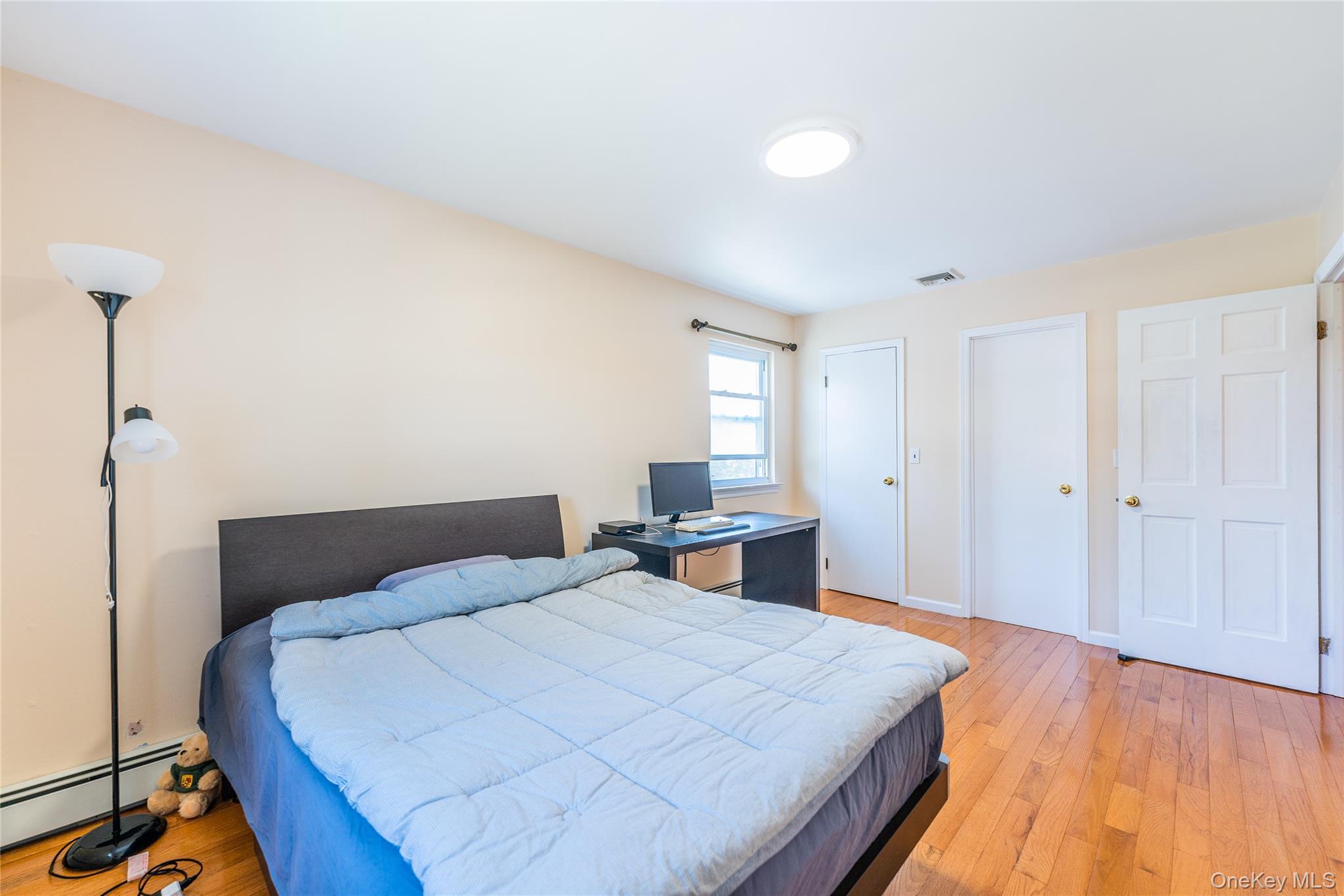 #12 photo, 12 Grand Place, East Northport , NY 11731