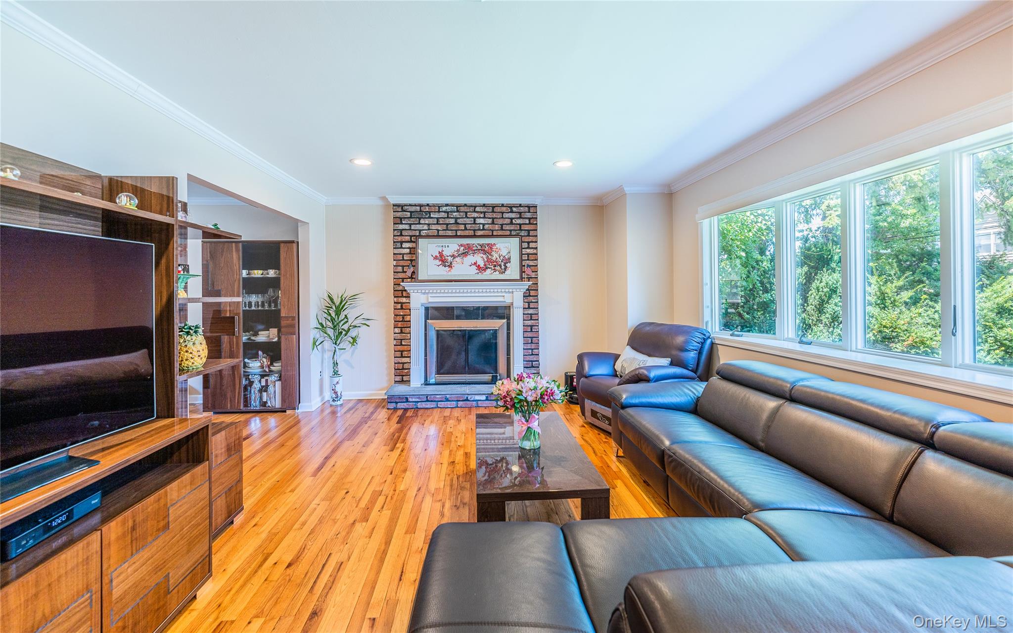 #2 photo, 12 Grand Place, East Northport , NY 11731