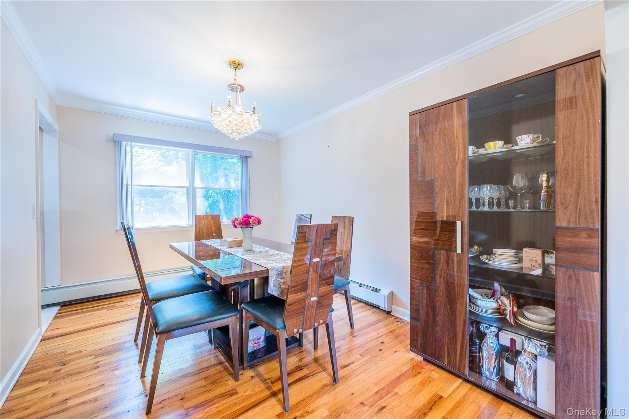 #6 photo, 12 Grand Place, East Northport , NY 11731