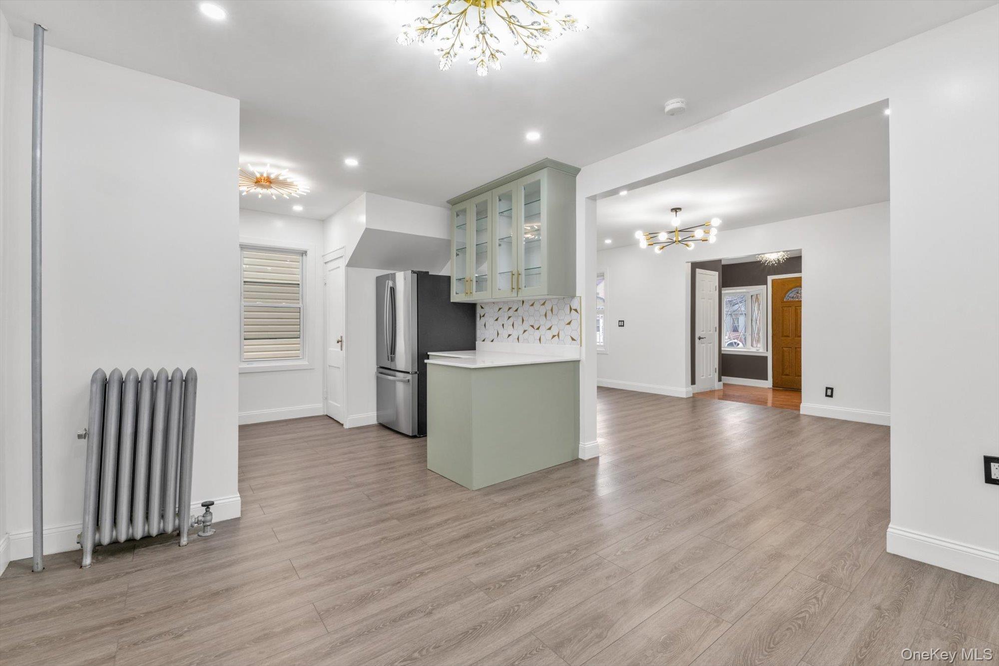 #6 photo, 9342 204th Street, Hollis , NY 11423