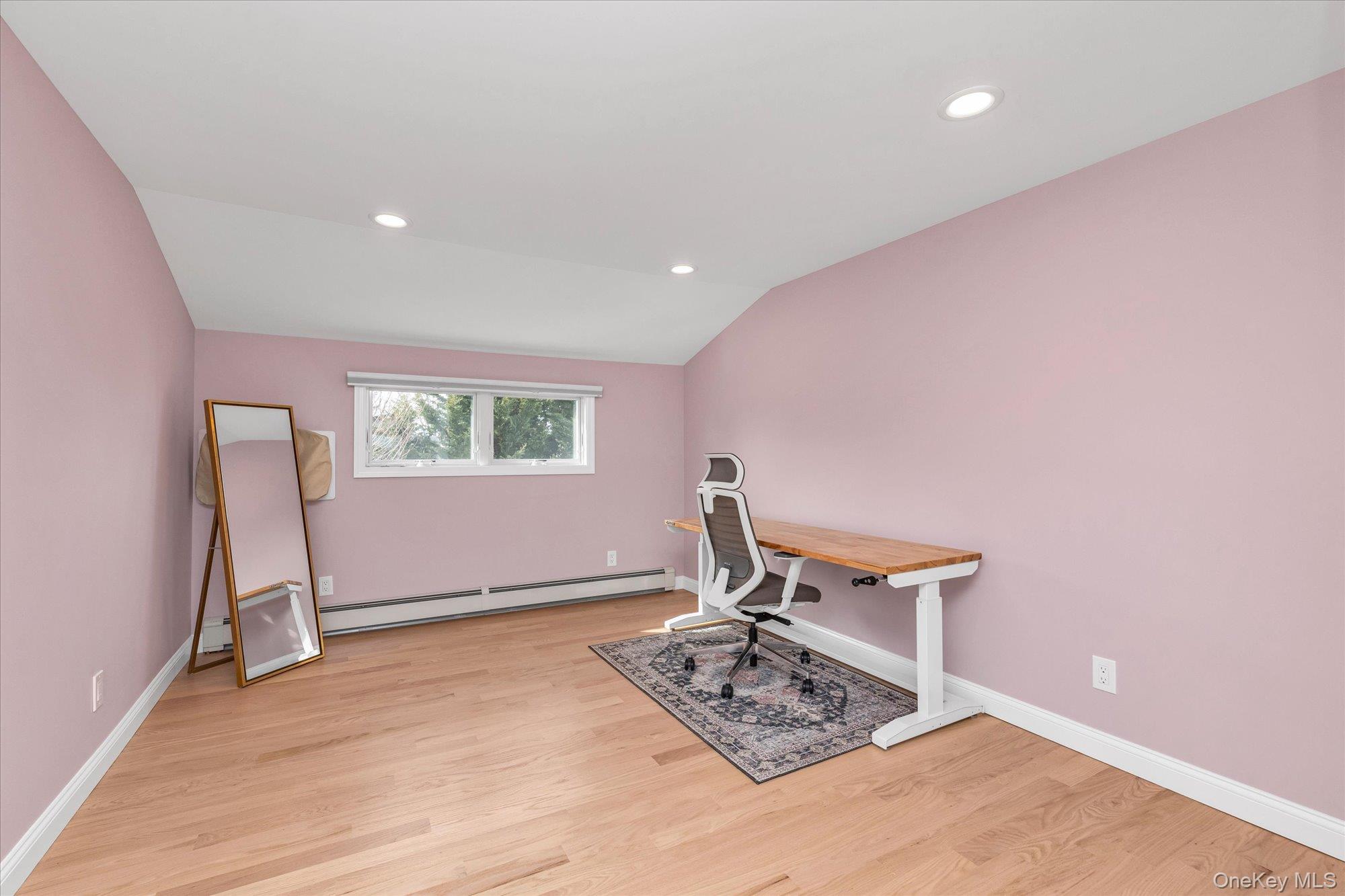 #17 photo, 6 Birch Lane, ناسو Massapequa Park , NY 11762