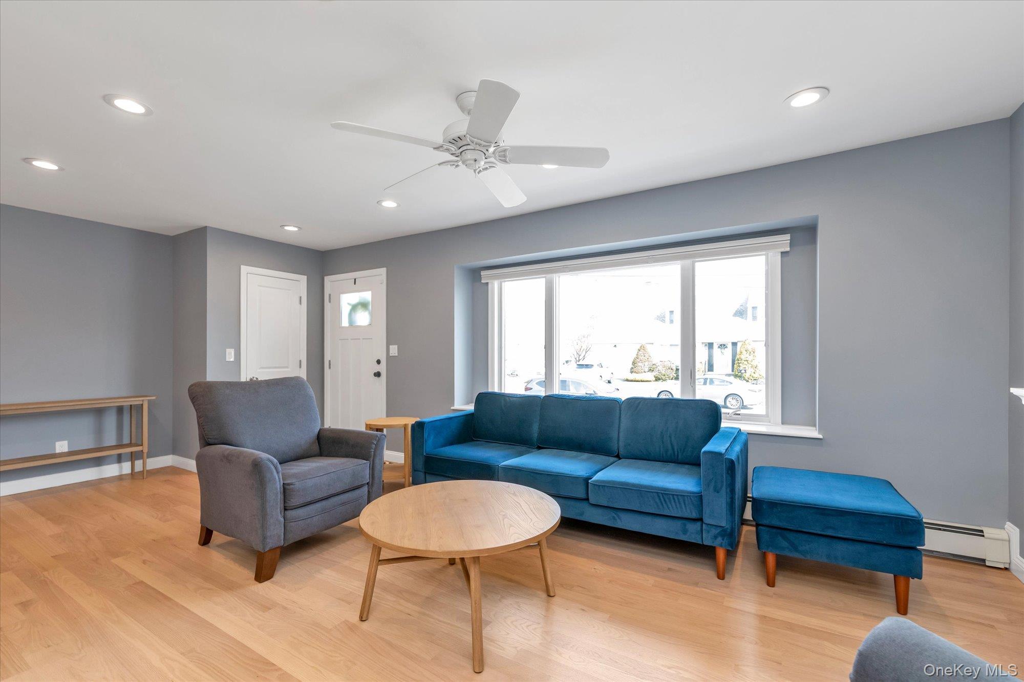 #2 photo, 6 Birch Lane, ناسو Massapequa Park , NY 11762