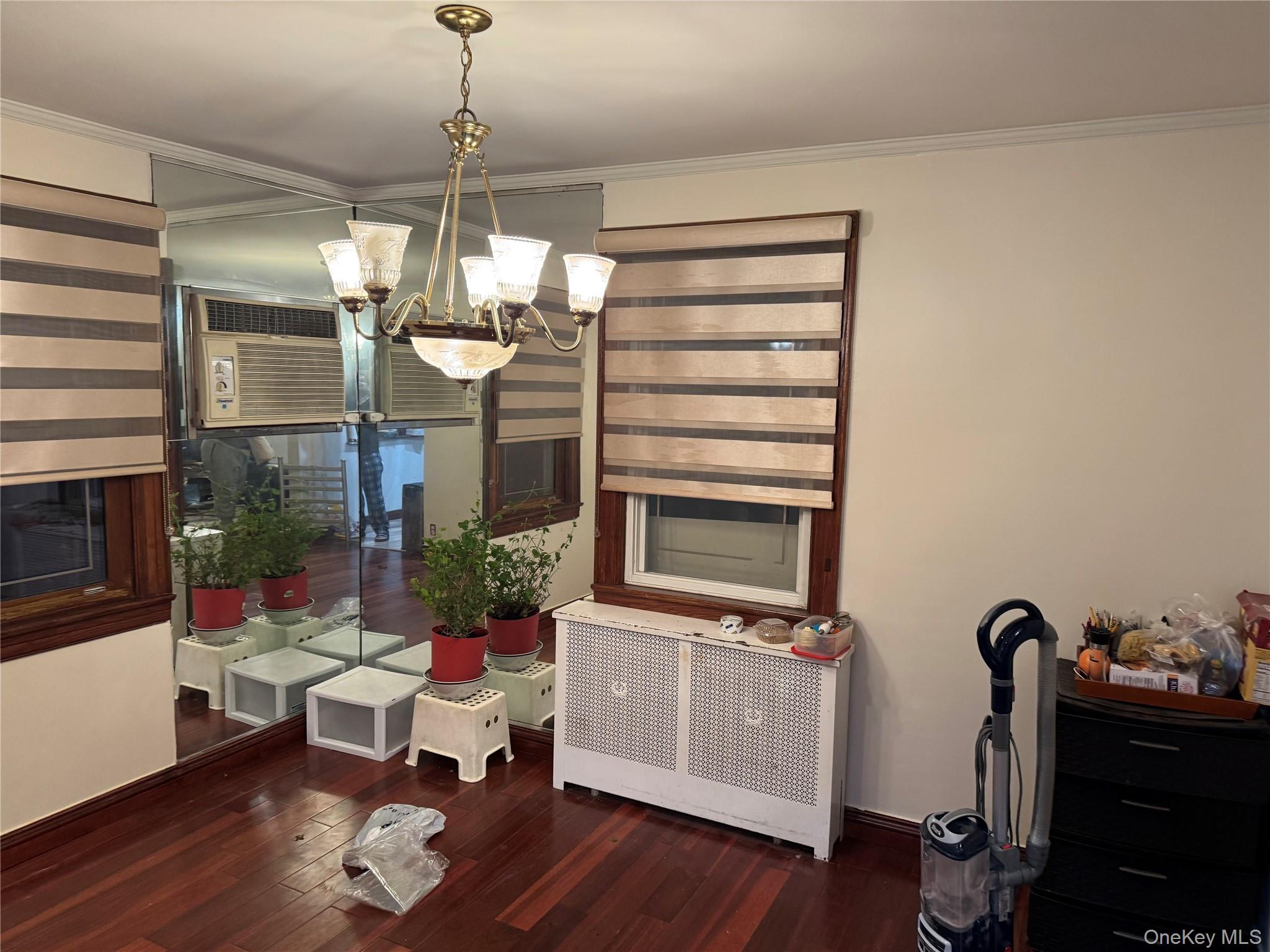 #4 photo, 8315 1st and 2nd Floor Little Neck Parkway, Куинс ‖ Glen Oaks , NY 11004