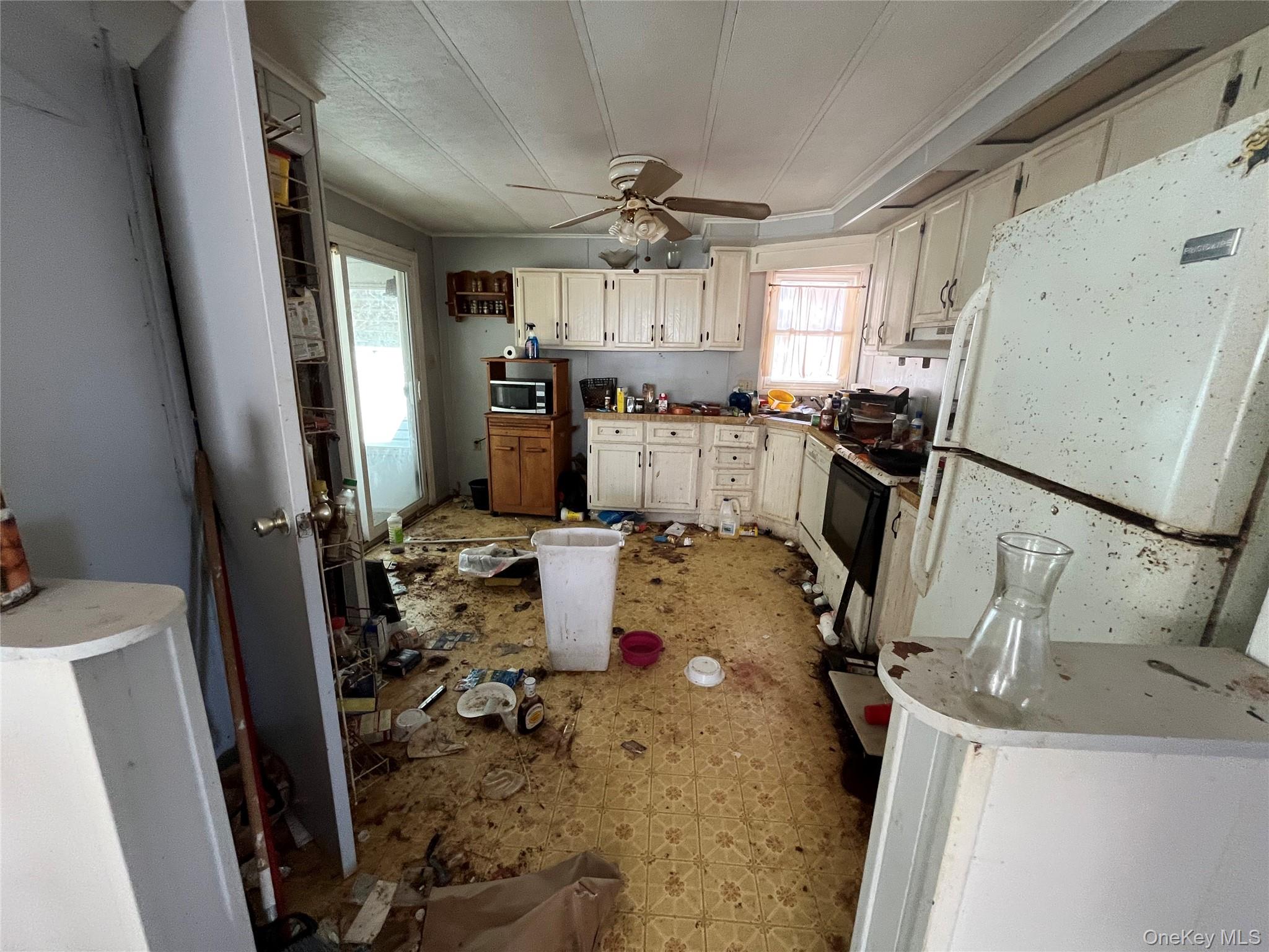 #8 photo, 75 Village Circle, 东长岛 Manorville , NY 11949