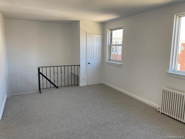 #2 photo, 74-18 263RD Street, كوينز Glen Oaks , NY 11004