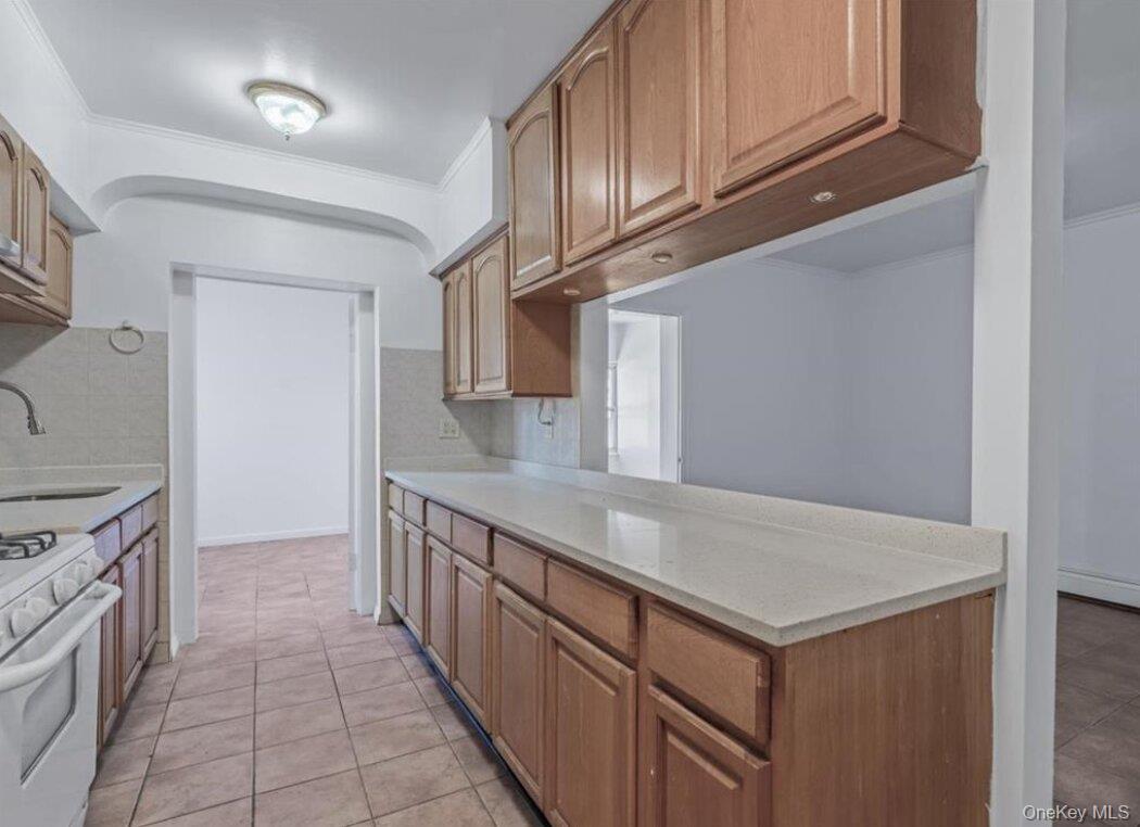 #7 photo, 33-05 143RD Street, Куинс ‖ Flushing , NY 11354