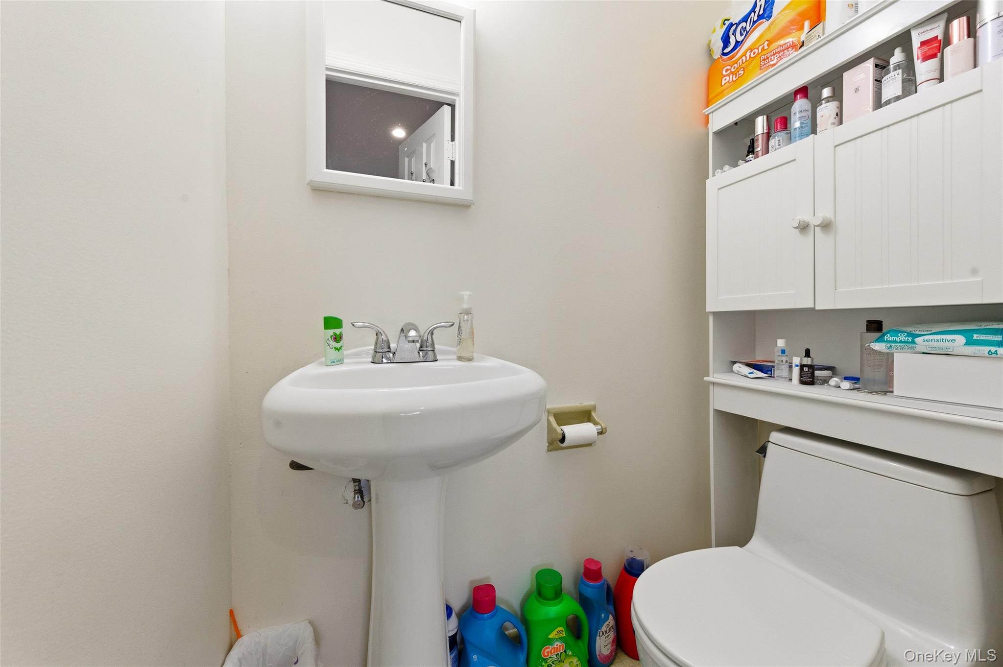 #19 photo, 56-18 Cloverdale Boulevard, Bayside , NY 11364