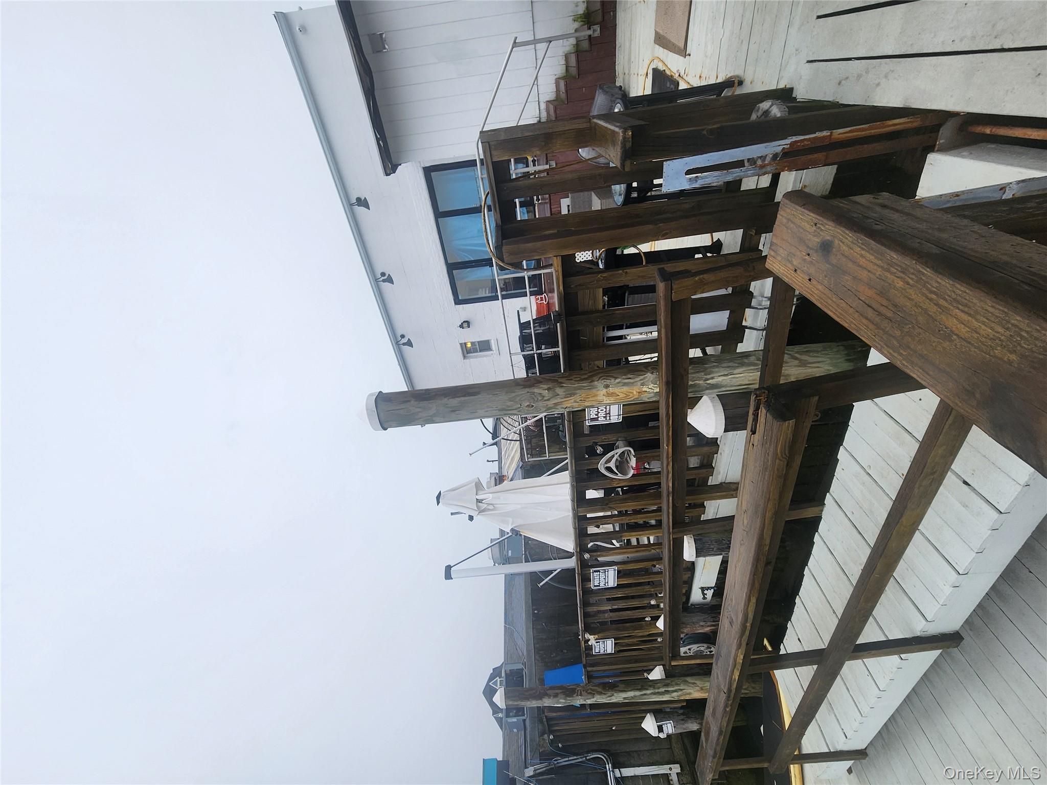 #14 photo, 377 Woodcleft Avenue, Freeport , NY 11520