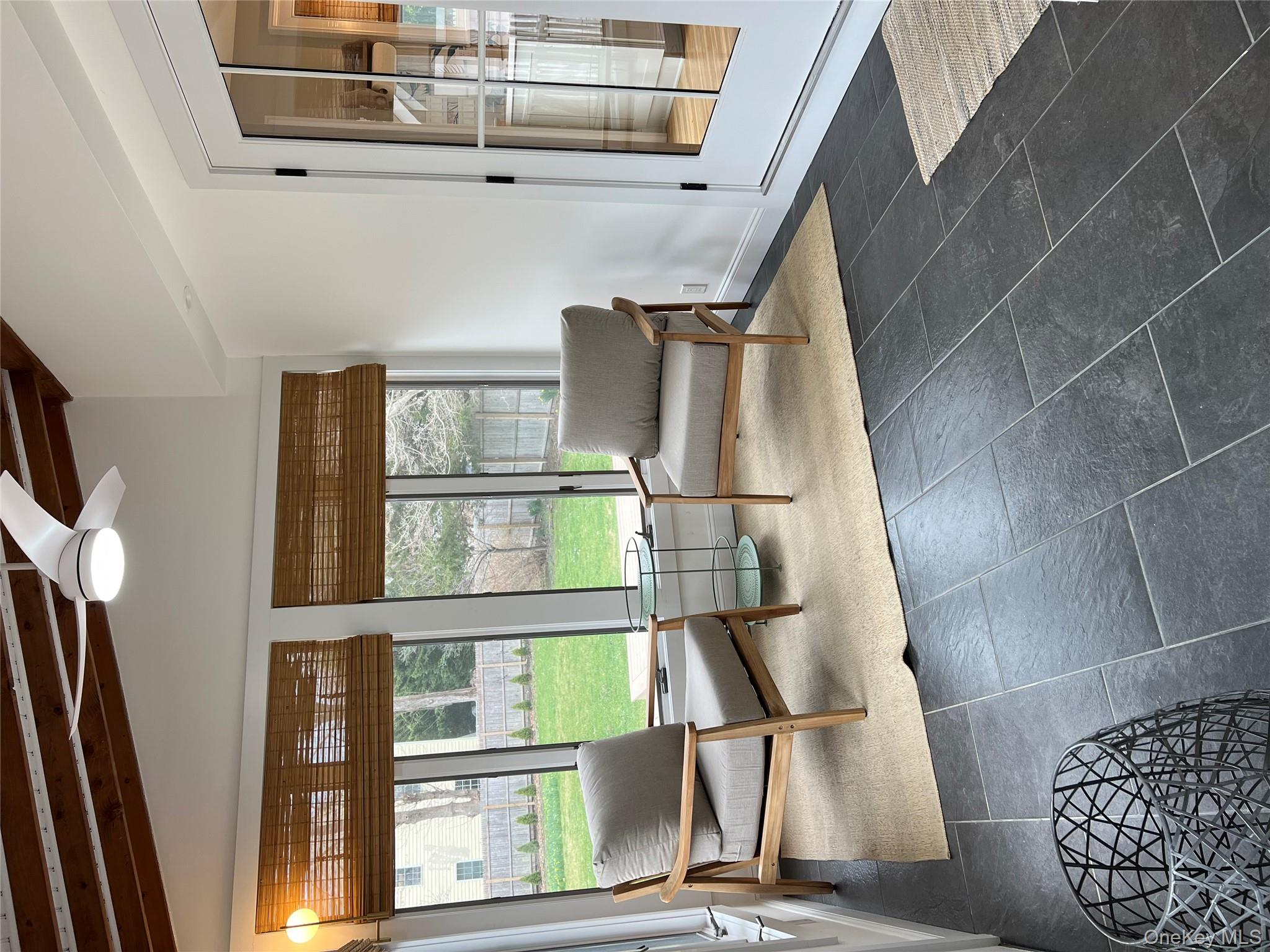 #12 photo, 237 6th Street, 東長島 Greenport , NY 11944