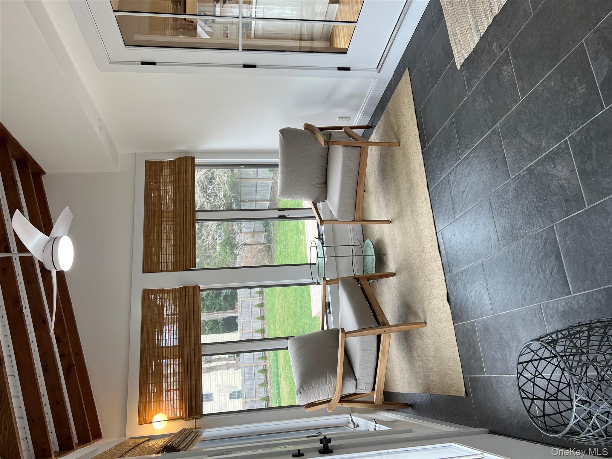 #13 photo, 237 6th Street, 東長島 Greenport , NY 11944