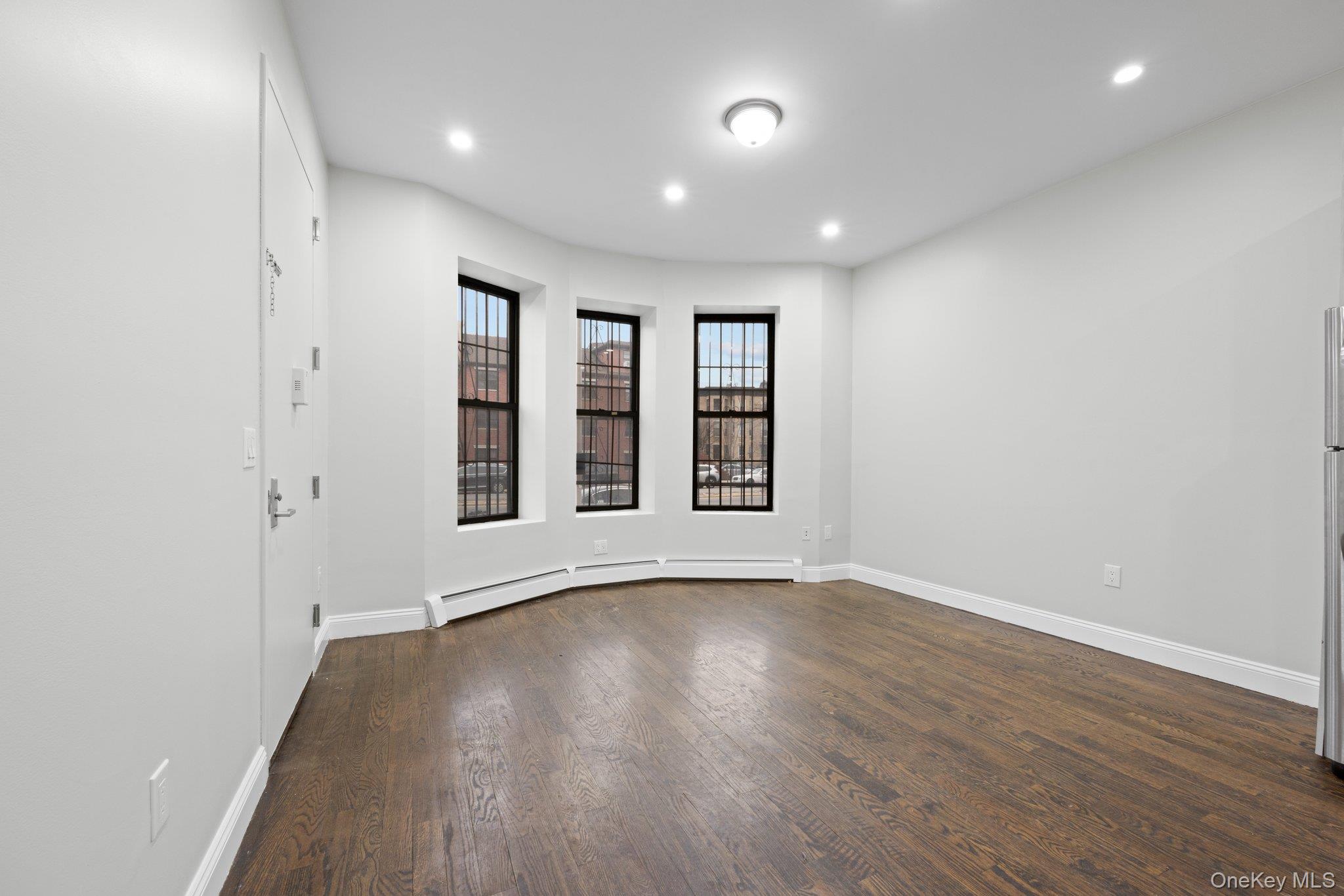 #3 photo, 1578 Eastern Parkway, Brooklyn , NY 11233