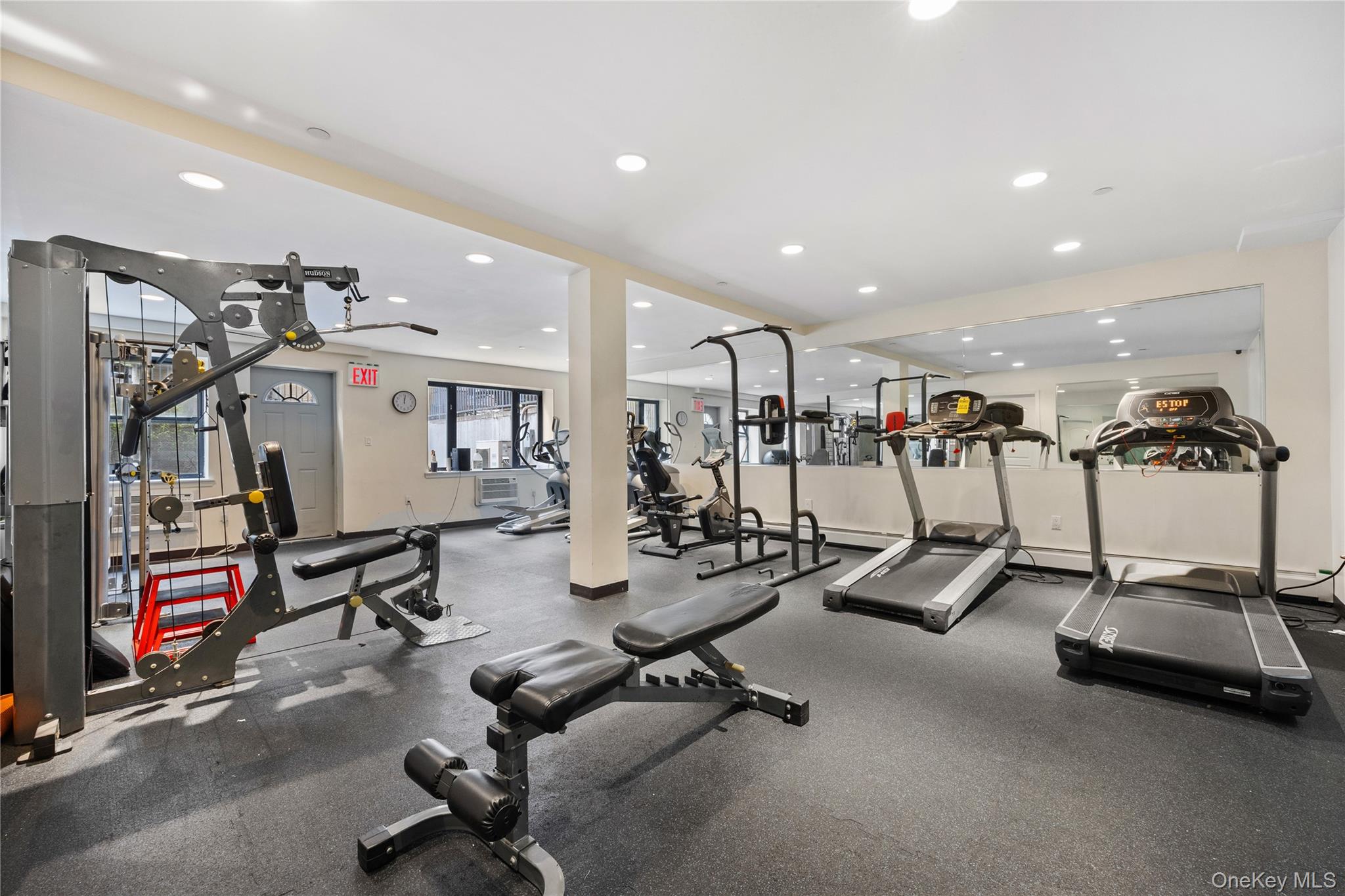 #17 photo, 456 W 167th Street, New York (Manhattan) , NY 10032