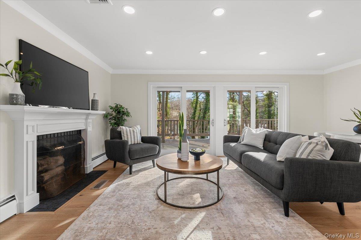 #11 photo, 27 Valley Avenue, 长岛 Locust Valley , NY 11560