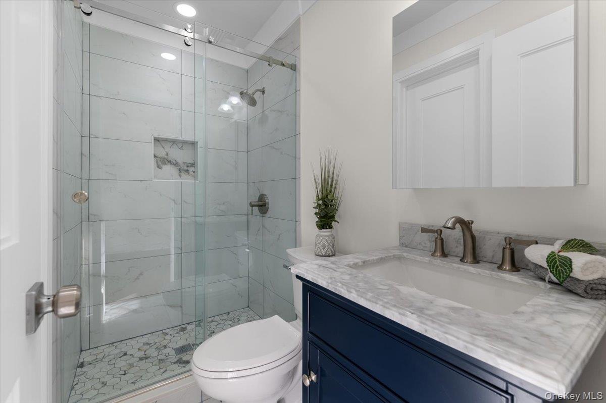 #19 photo, 27 Valley Avenue, 长岛 Locust Valley , NY 11560