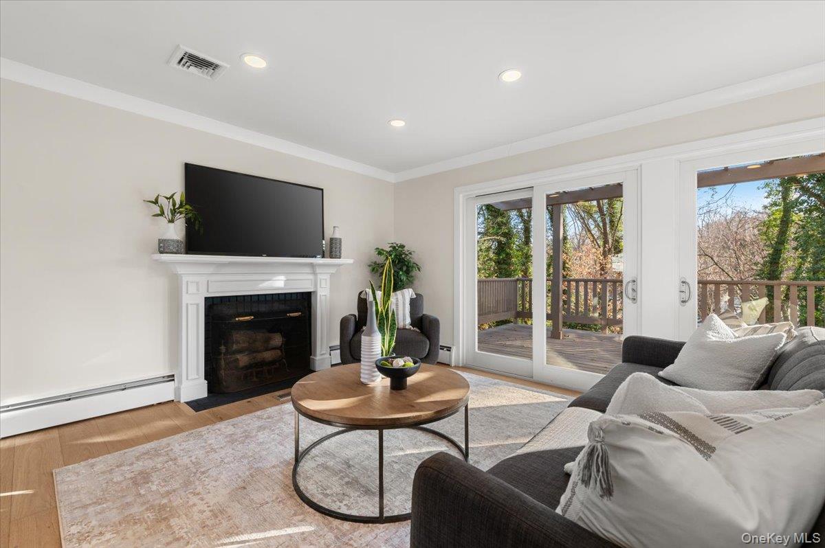 #6 photo, 27 Valley Avenue, 长岛 Locust Valley , NY 11560