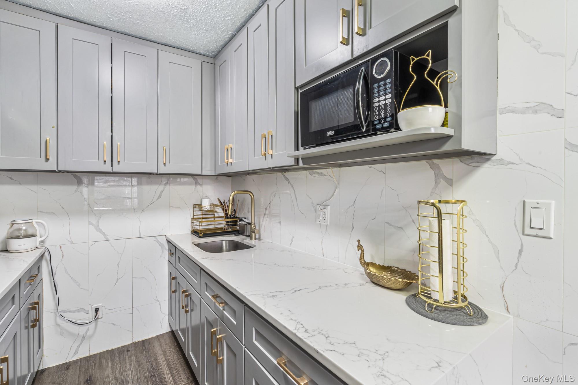 #14 photo, 1907 166th Street, 皇后區 Whitestone , NY 11357