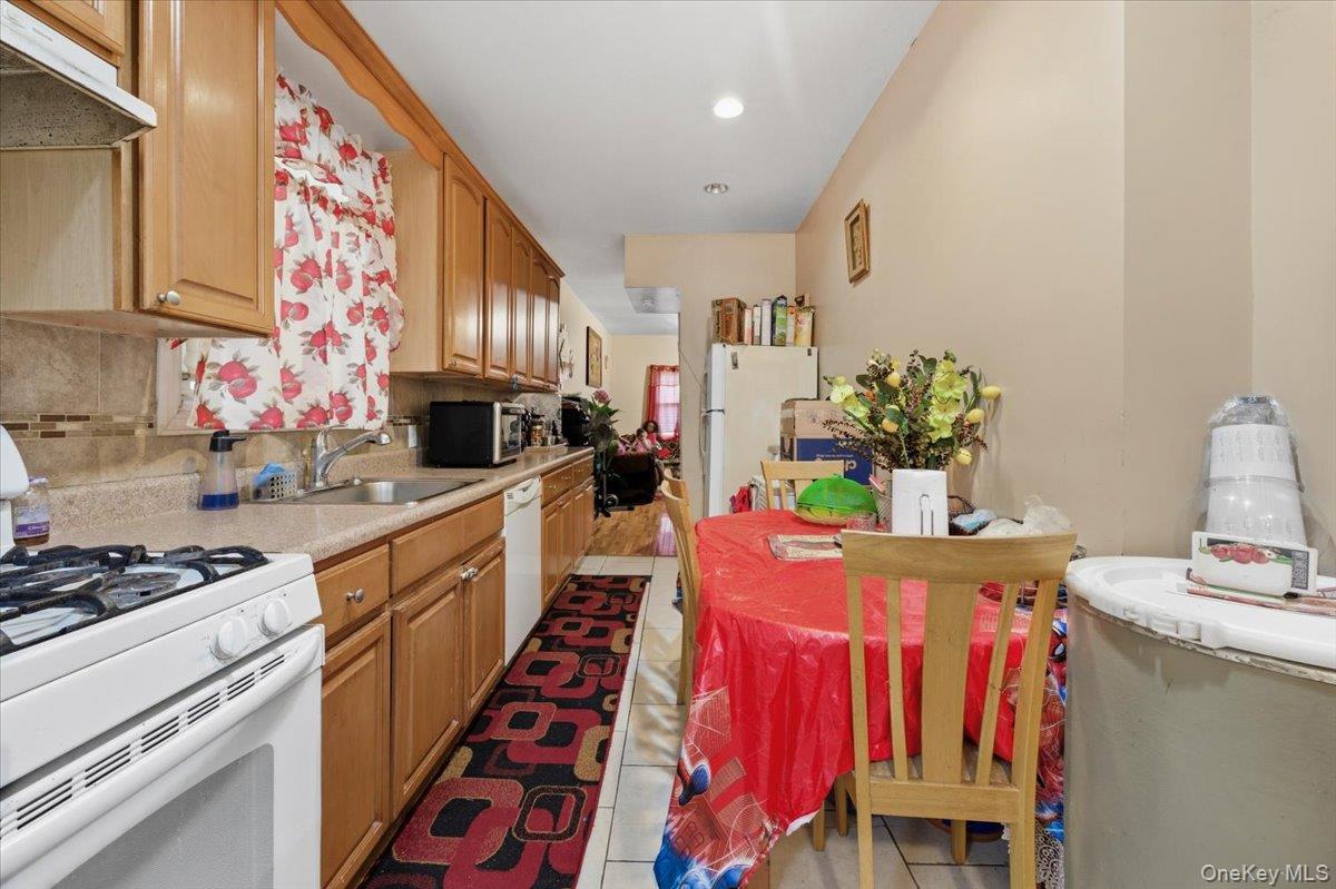 #17 photo, 329 Union Avenue, Mount Vernon , NY 10550