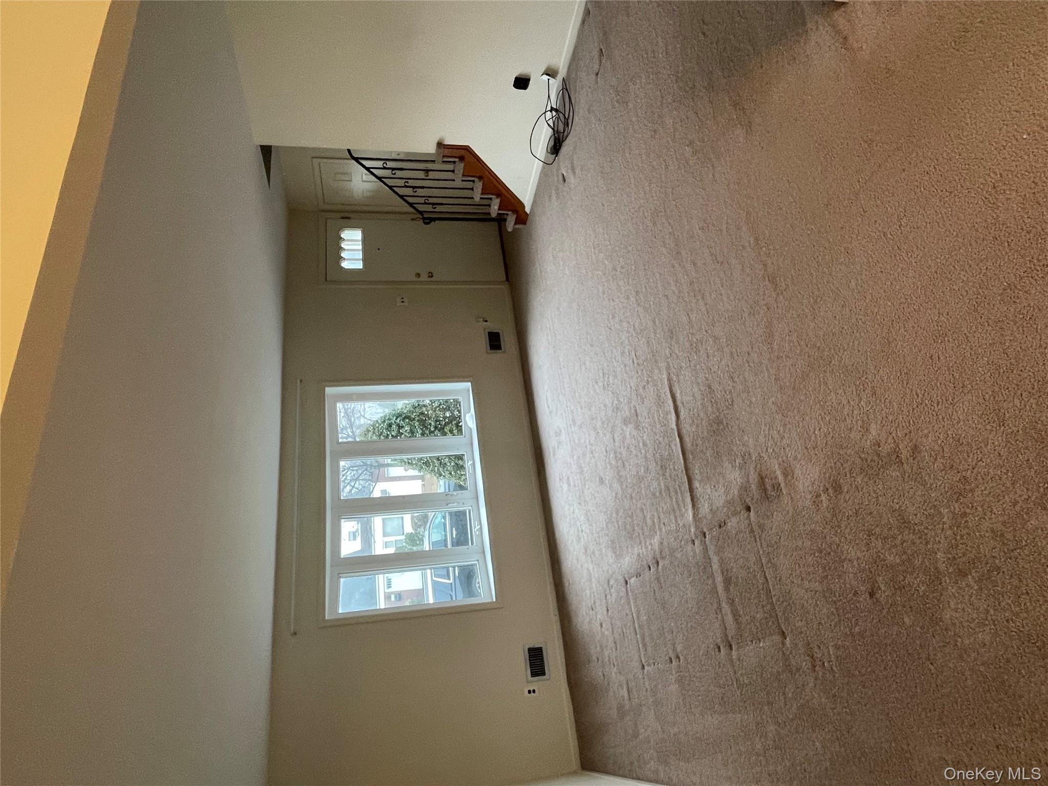 #7 photo, 400 Foch Boulevard, Mineola , NY 11501