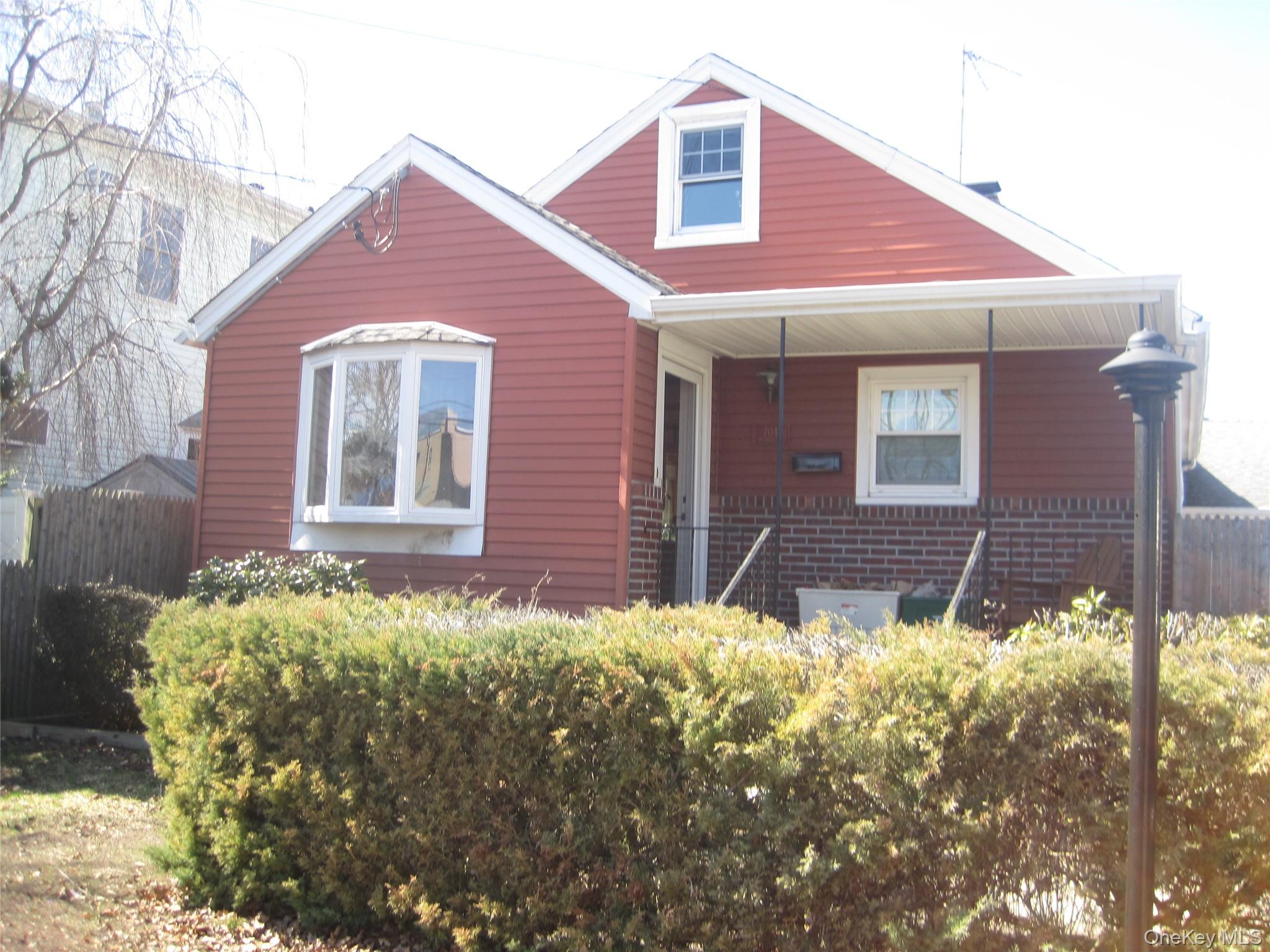 #1 photo, 704 Prospect Place, Bellmore , NY 11710