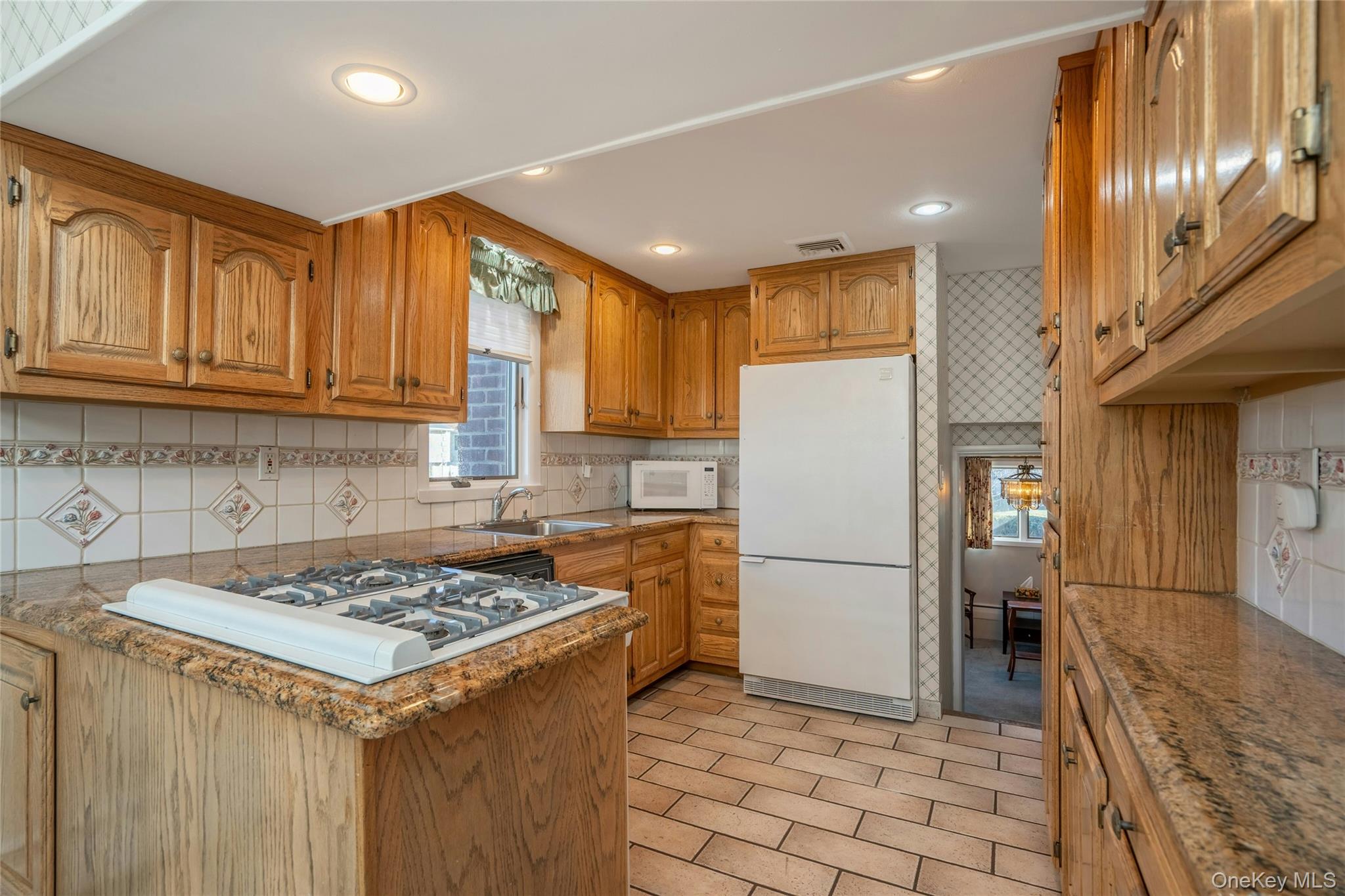 #10 photo, 3 Dover Lane, 長島 Old Bethpage , NY 11804