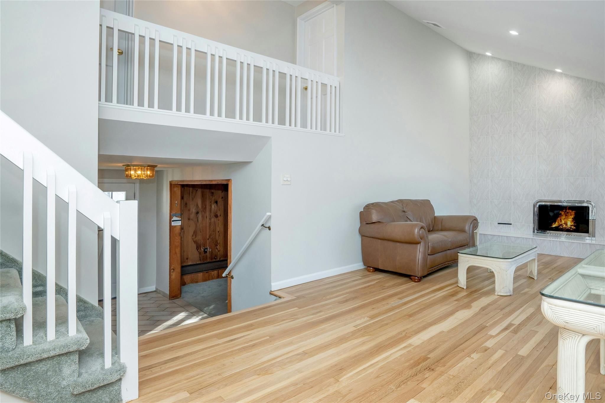 #3 photo, 3 Dover Lane, 長島 Old Bethpage , NY 11804