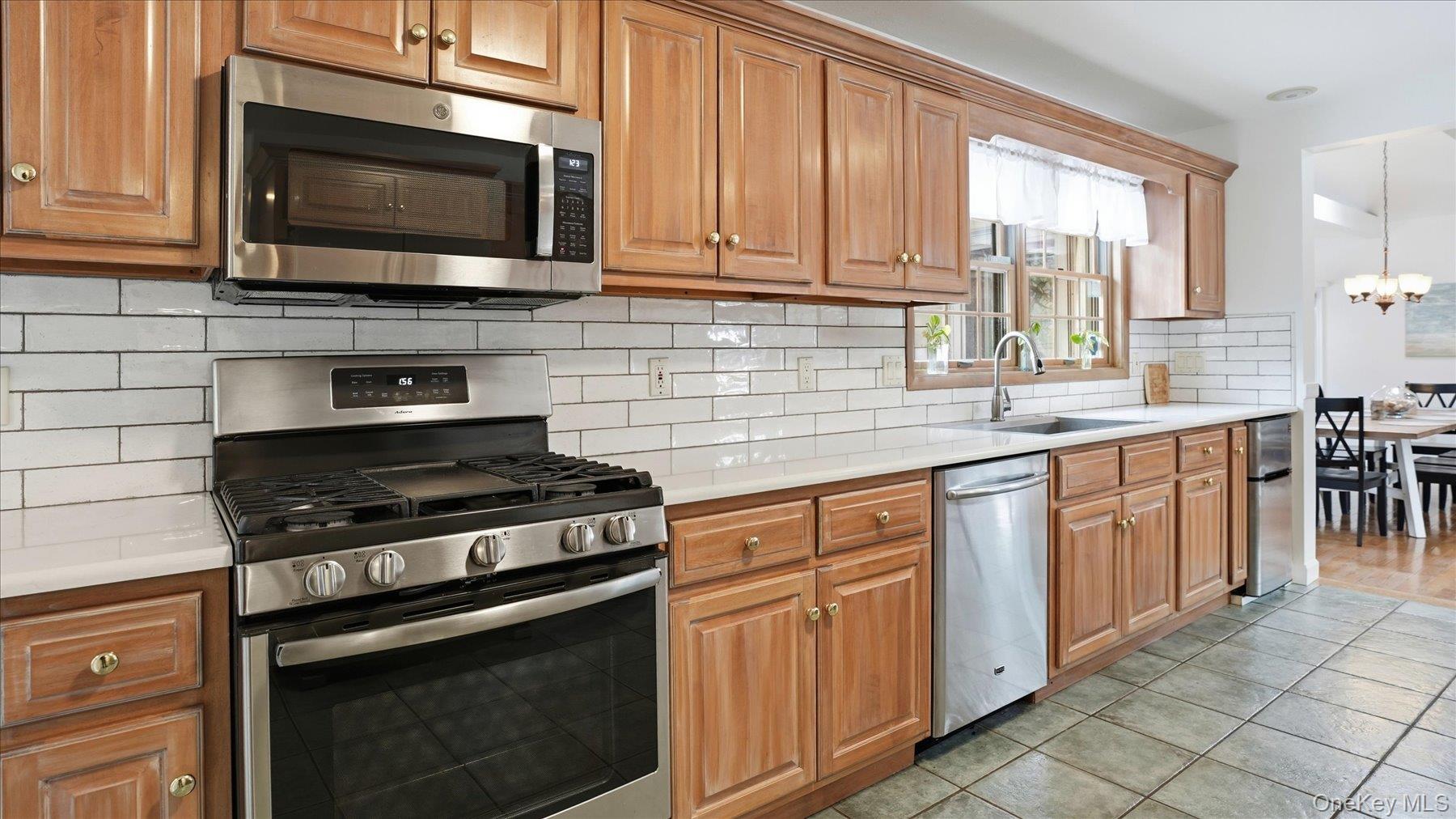 #7 photo, 254 Meeting House Creek Road, Aquebogue , NY 11901