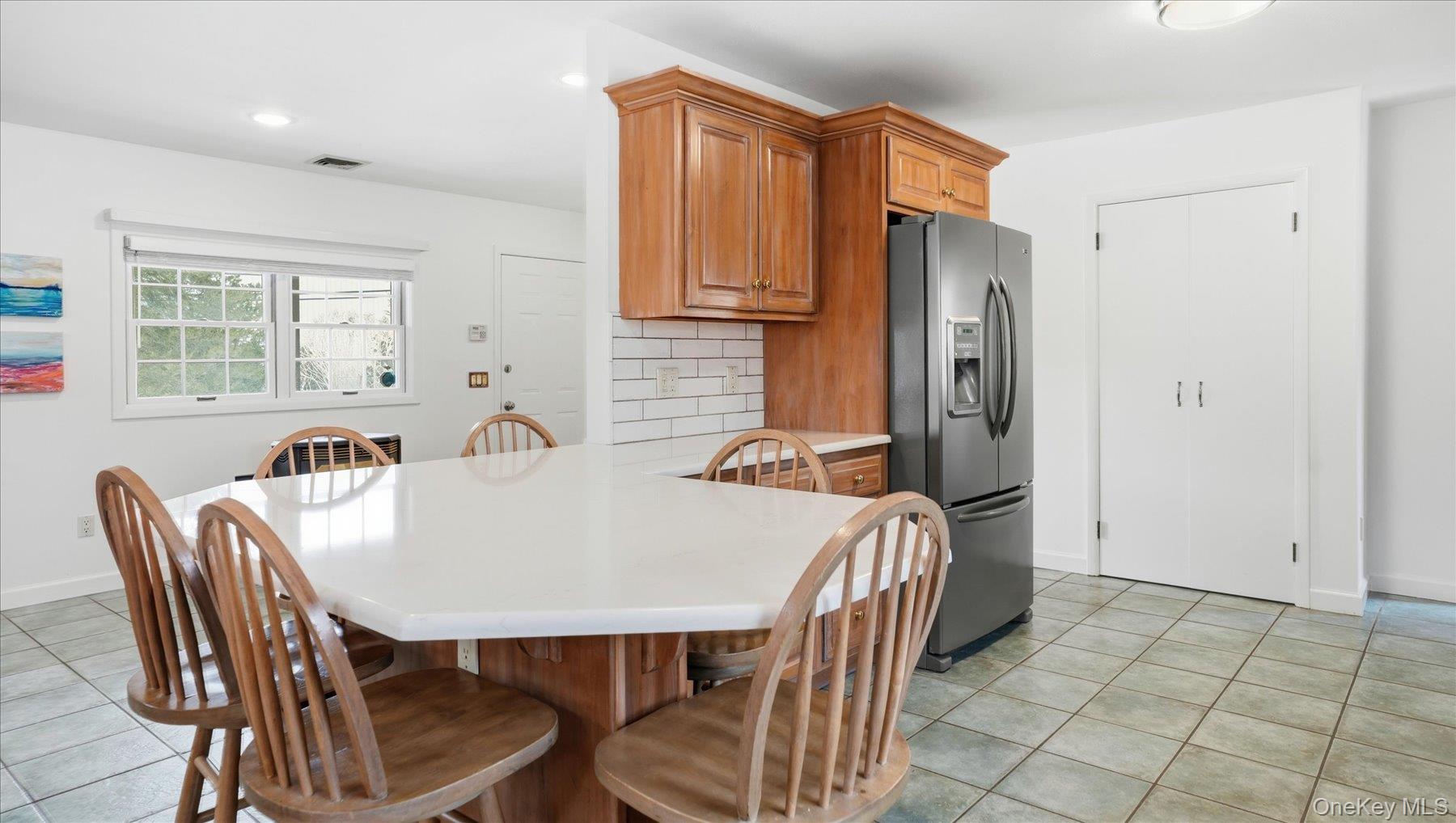 #8 photo, 254 Meeting House Creek Road, Aquebogue , NY 11901