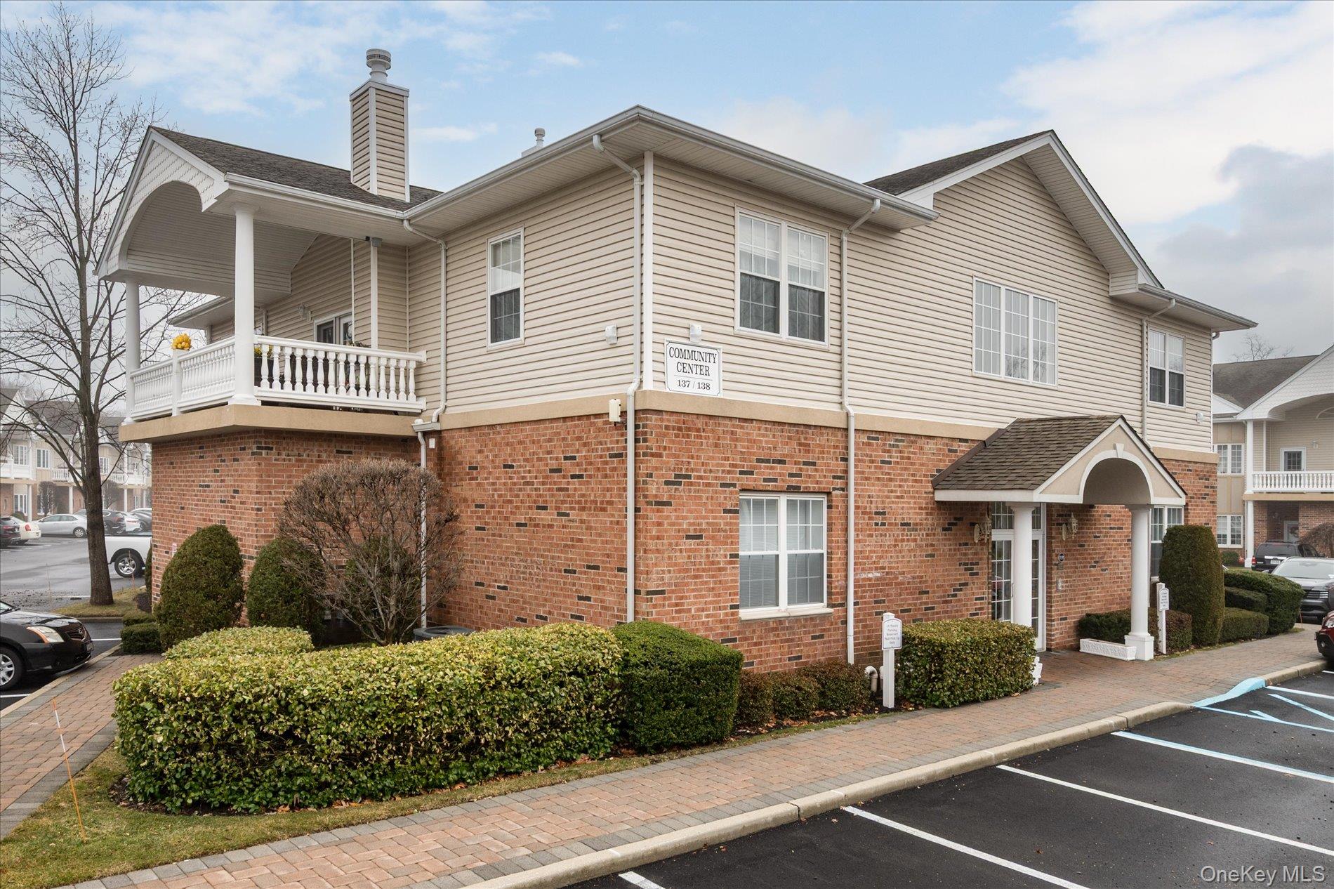 #13 photo, 137 Francesca Way, 东长岛 Amityville , NY 11701