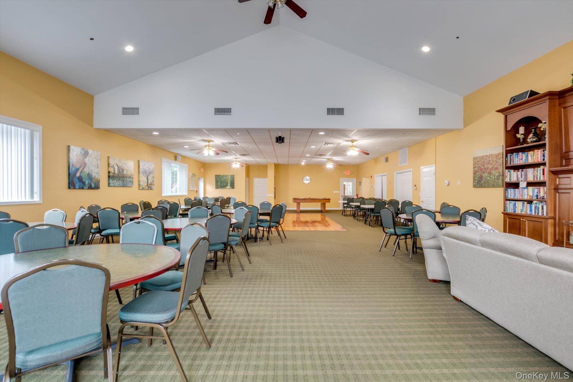 #20 photo, 137 Francesca Way, 东长岛 Amityville , NY 11701