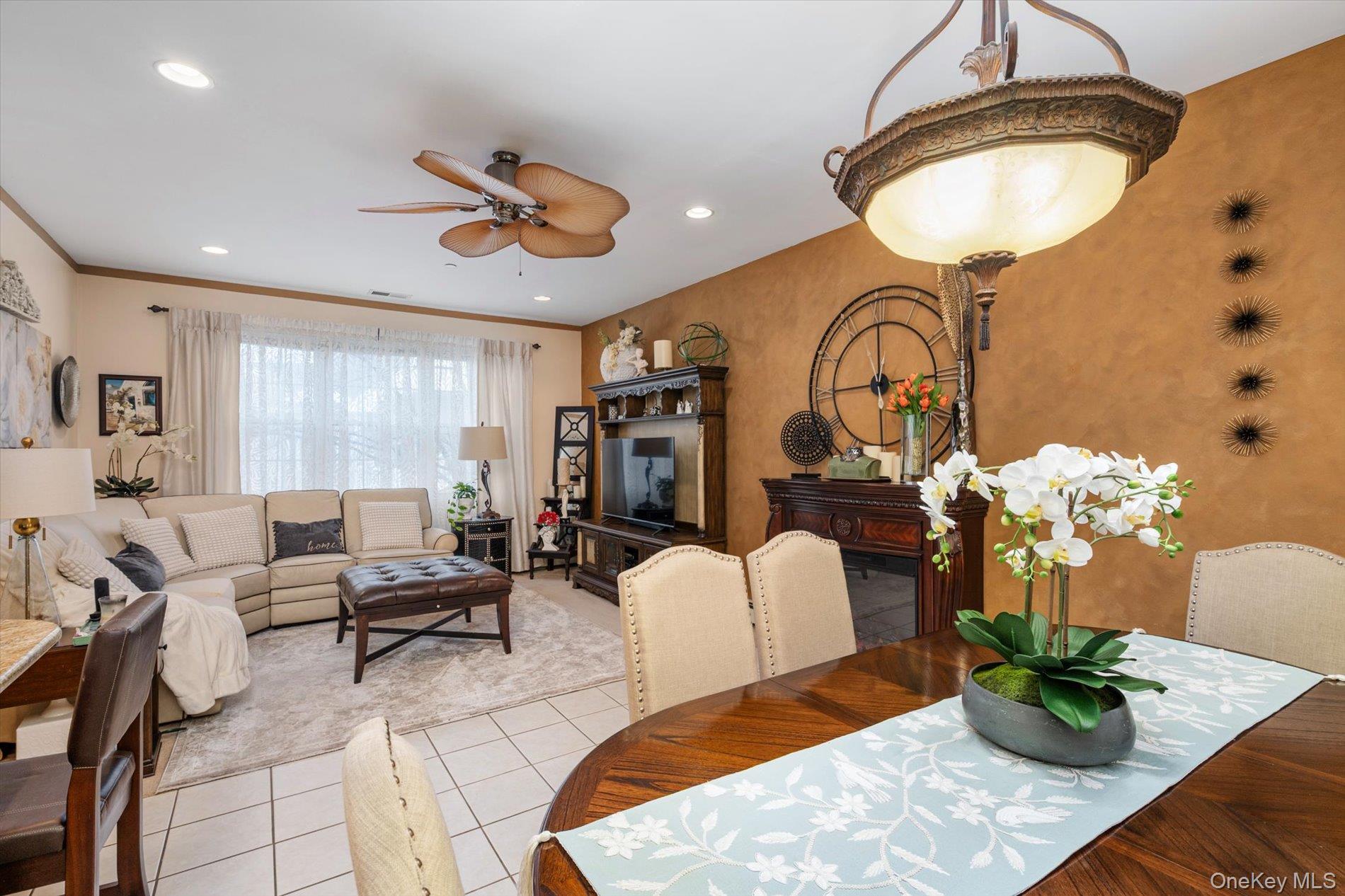 #6 photo, 137 Francesca Way, 东长岛 Amityville , NY 11701