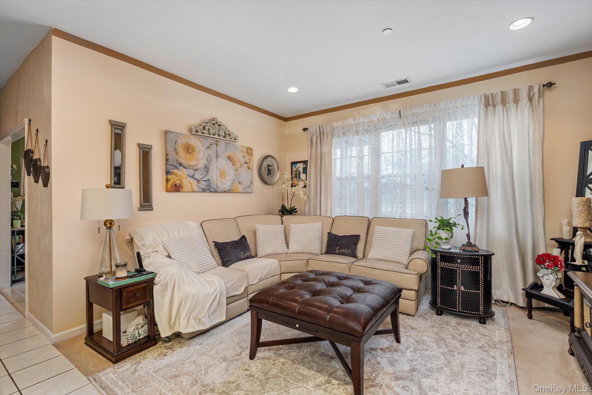 #8 photo, 137 Francesca Way, 东长岛 Amityville , NY 11701