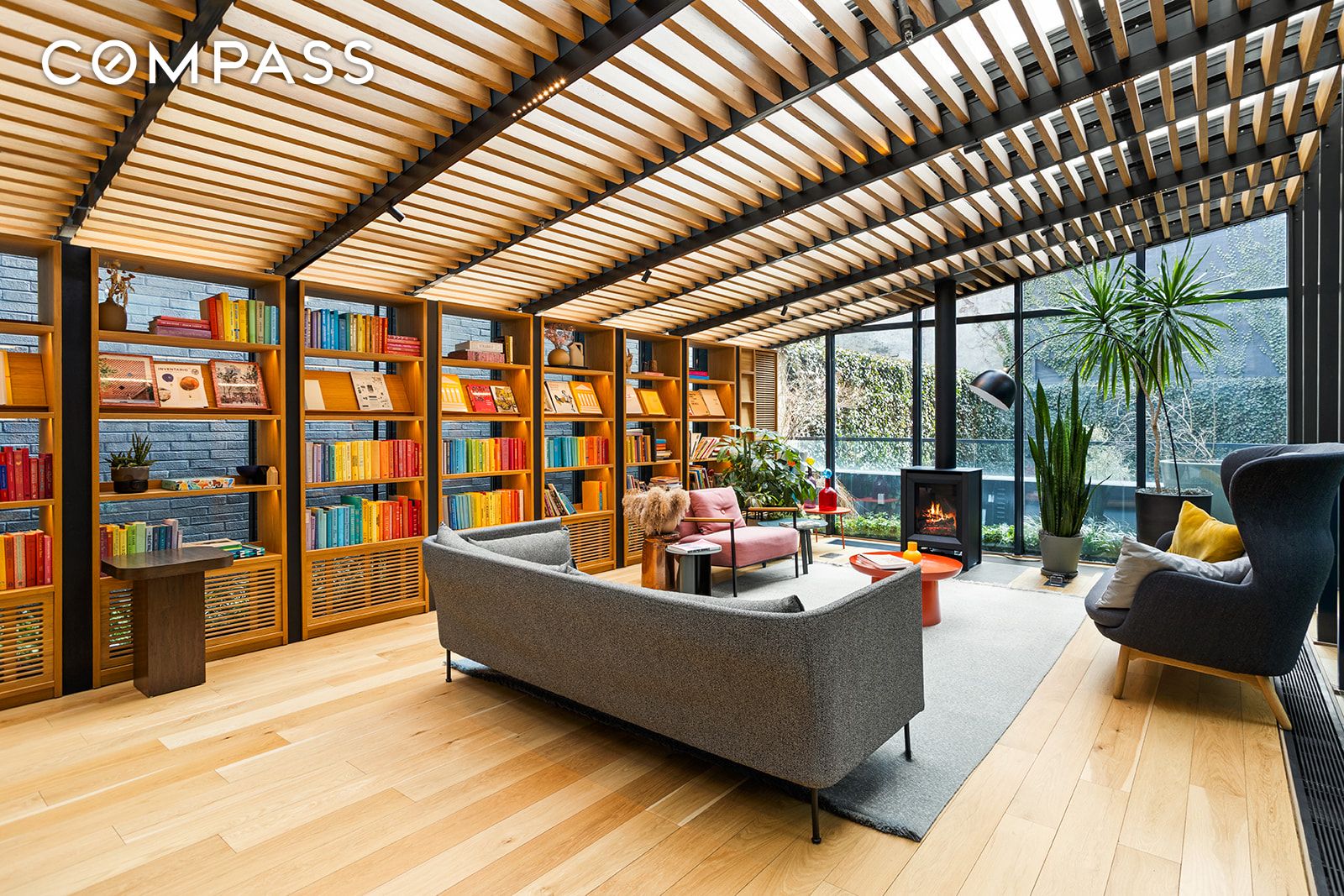 #18 photo, 547 W 47th Street, Hell's Kitchen , NY 10036