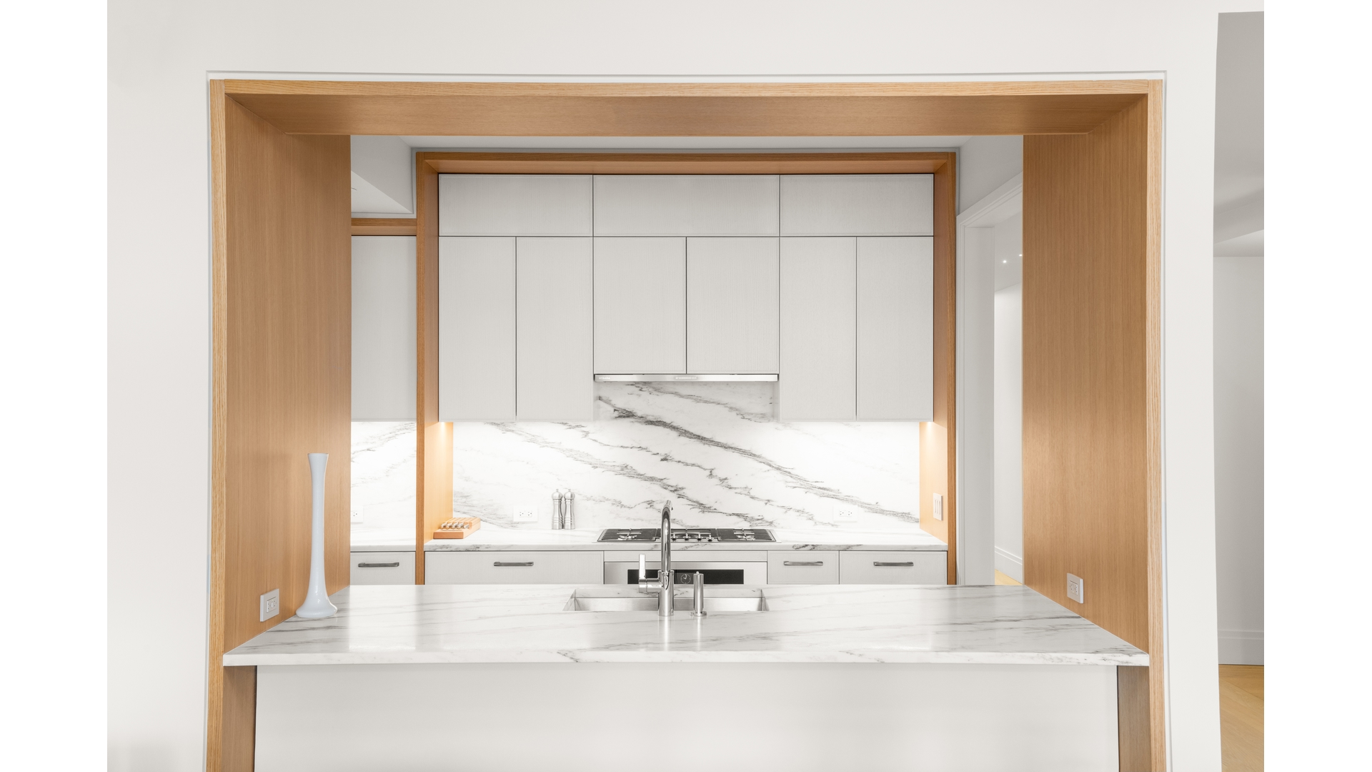 #3 photo, 50 W 66TH Street, מנהטן Lincoln Square , NY 10023