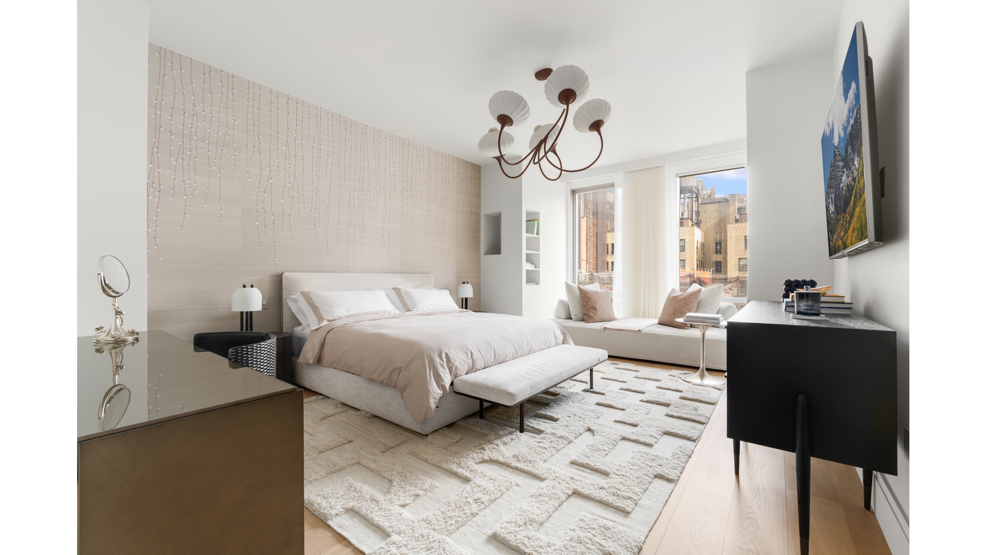 #8 photo, 50 W 66TH Street, מנהטן Lincoln Square , NY 10023