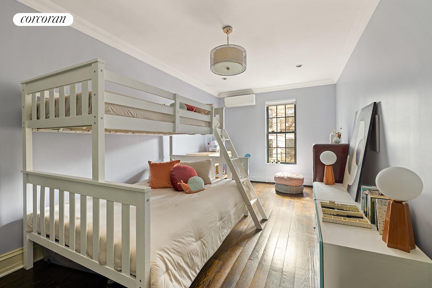 #4 photo, 326 QUINCY Street, Bedford-Stuyvesant , NY 11216