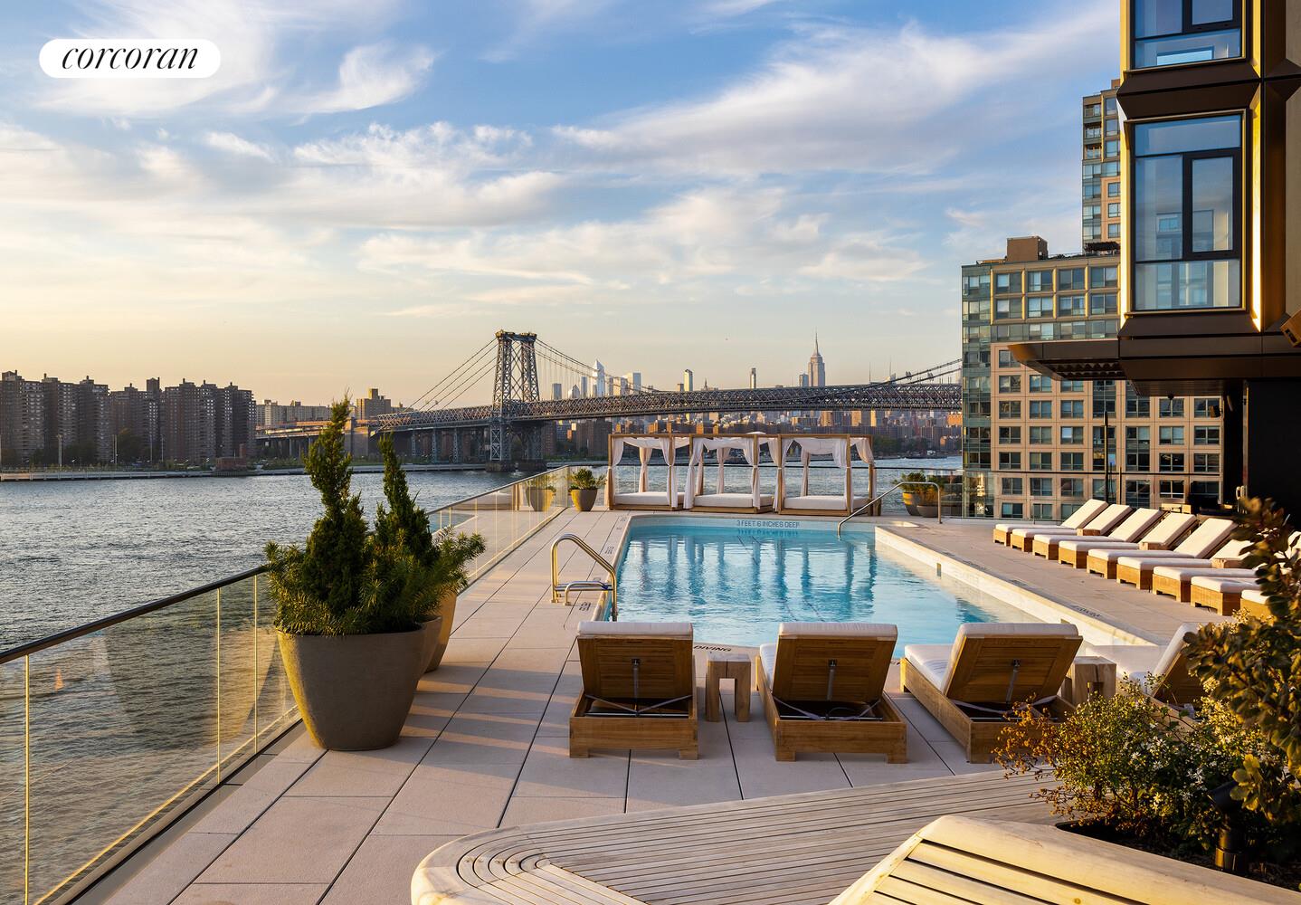 #10 photo, Brooklyn, Williamsburg , NY 11249