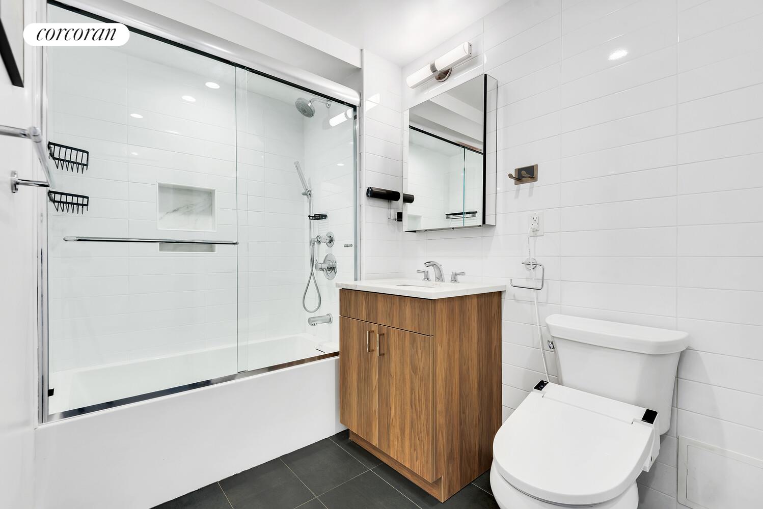 #5 photo, 23-33 31ST Road, Astoria , NY 11106