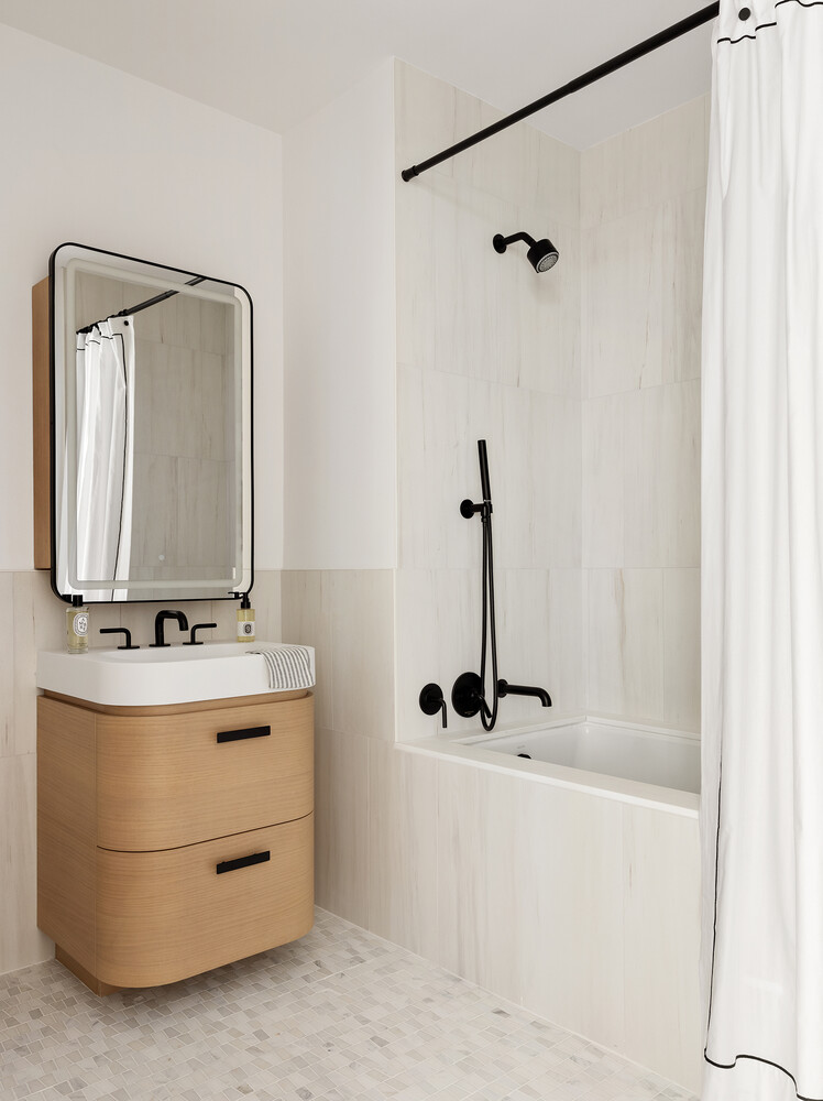 #7 photo, 480 KENT Avenue, Williamsburg , NY 11249