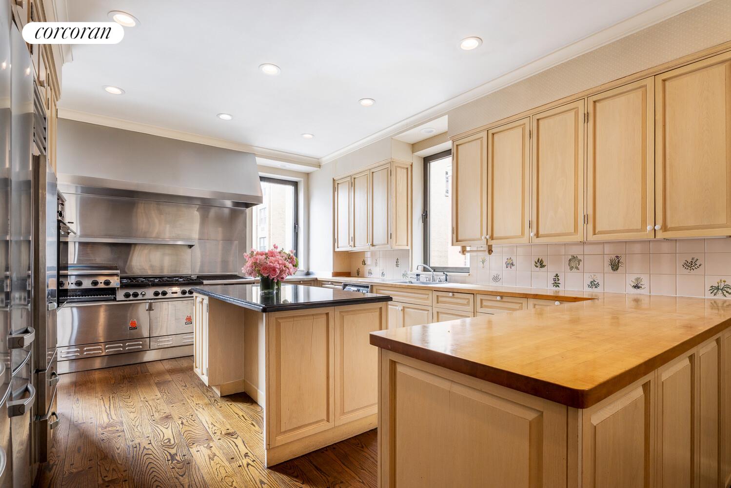 #14 photo, 740 PARK Avenue, Lenox Hill , NY 10021