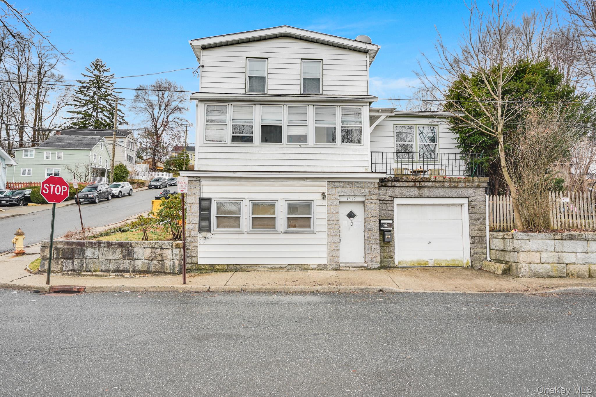 #2 photo, 1619 Lincoln Terrace, Peekskill , NY 10566