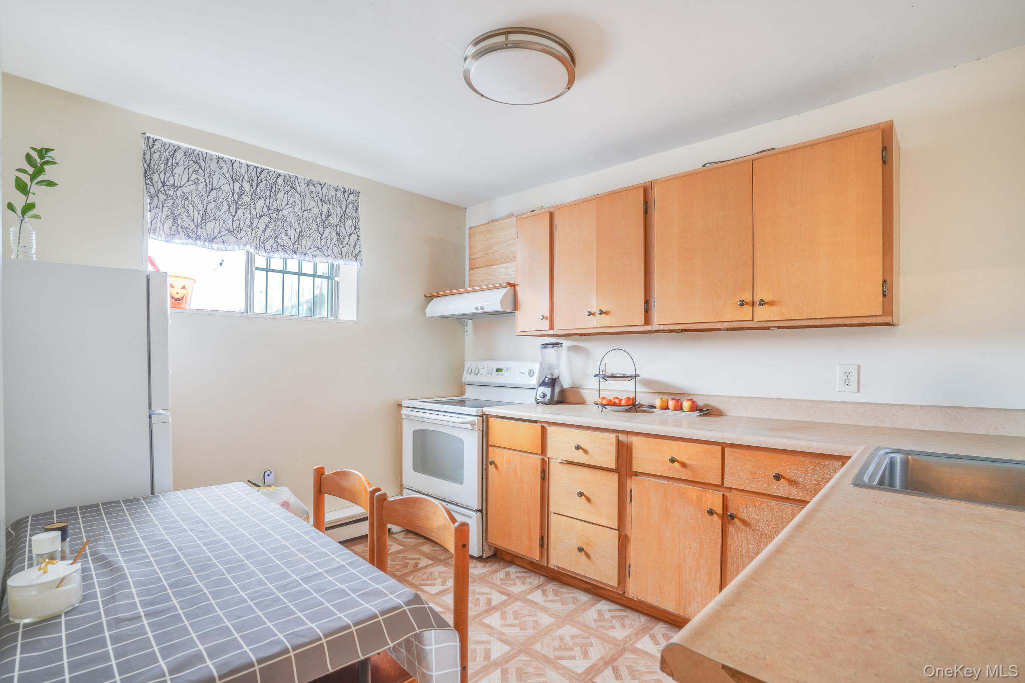 #9 photo, 1619 Lincoln Terrace, Peekskill , NY 10566