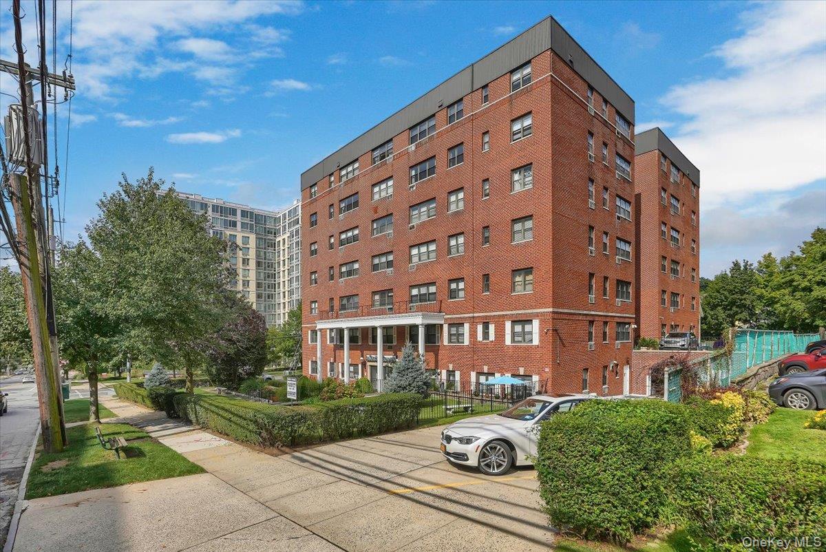 #10 photo, 33 Barker Avenue, White Plains , NY 10601