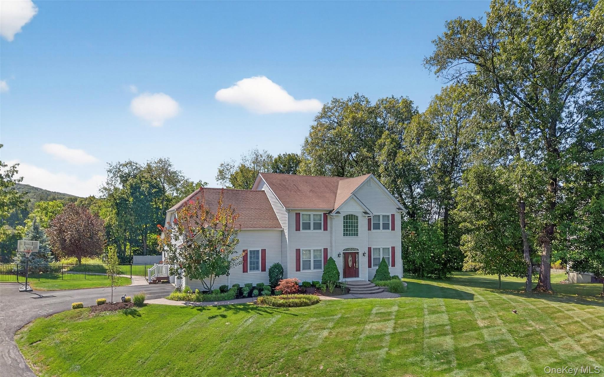 #1 photo, 30 Somerset Lane, Warwick , NY 10990