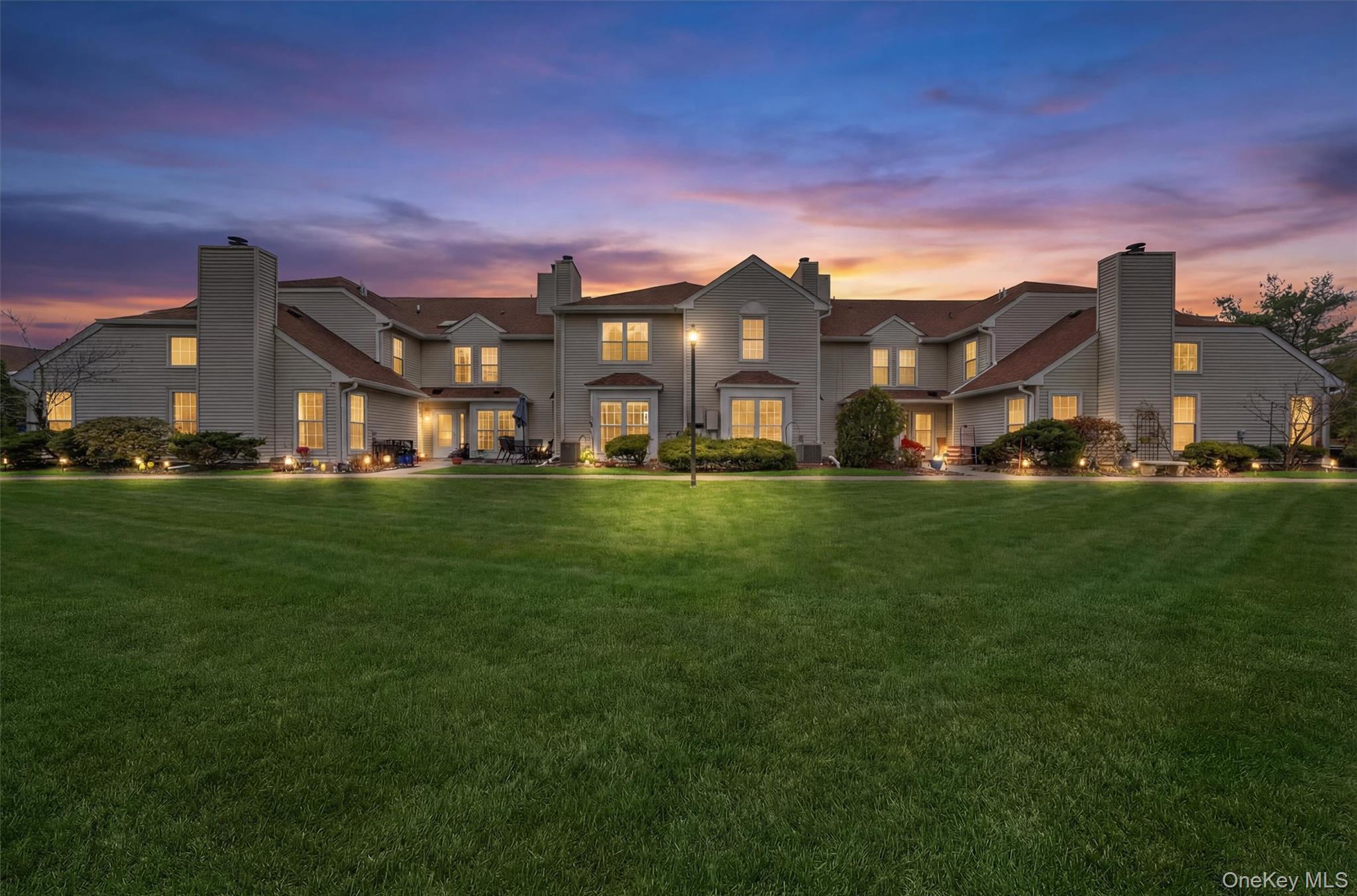 #1 photo, 19 Olde Wagon Road, Warwick , NY 10990