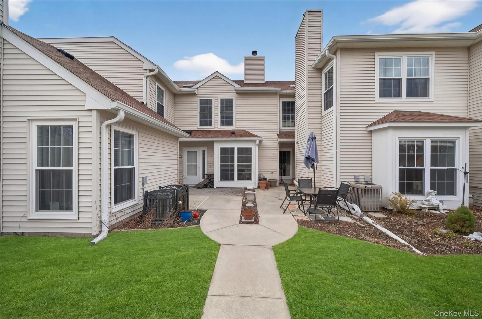 #7 photo, 19 Olde Wagon Road, Warwick , NY 10990