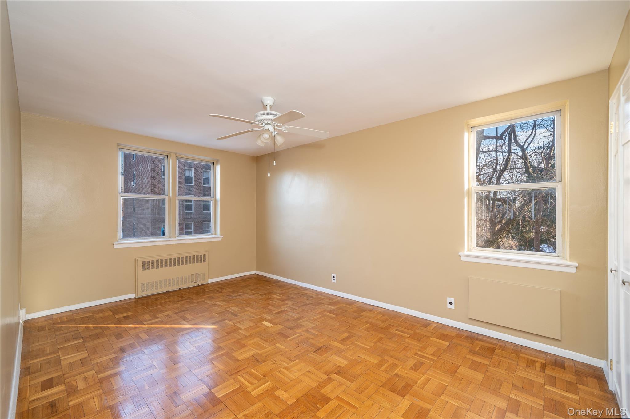 #8 photo, 4380 Vireo Avenue, הברונקס Bronx , NY 10470