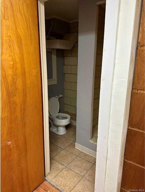 #8 photo, 470 Route 304, 紐約州 New City , NY 10956